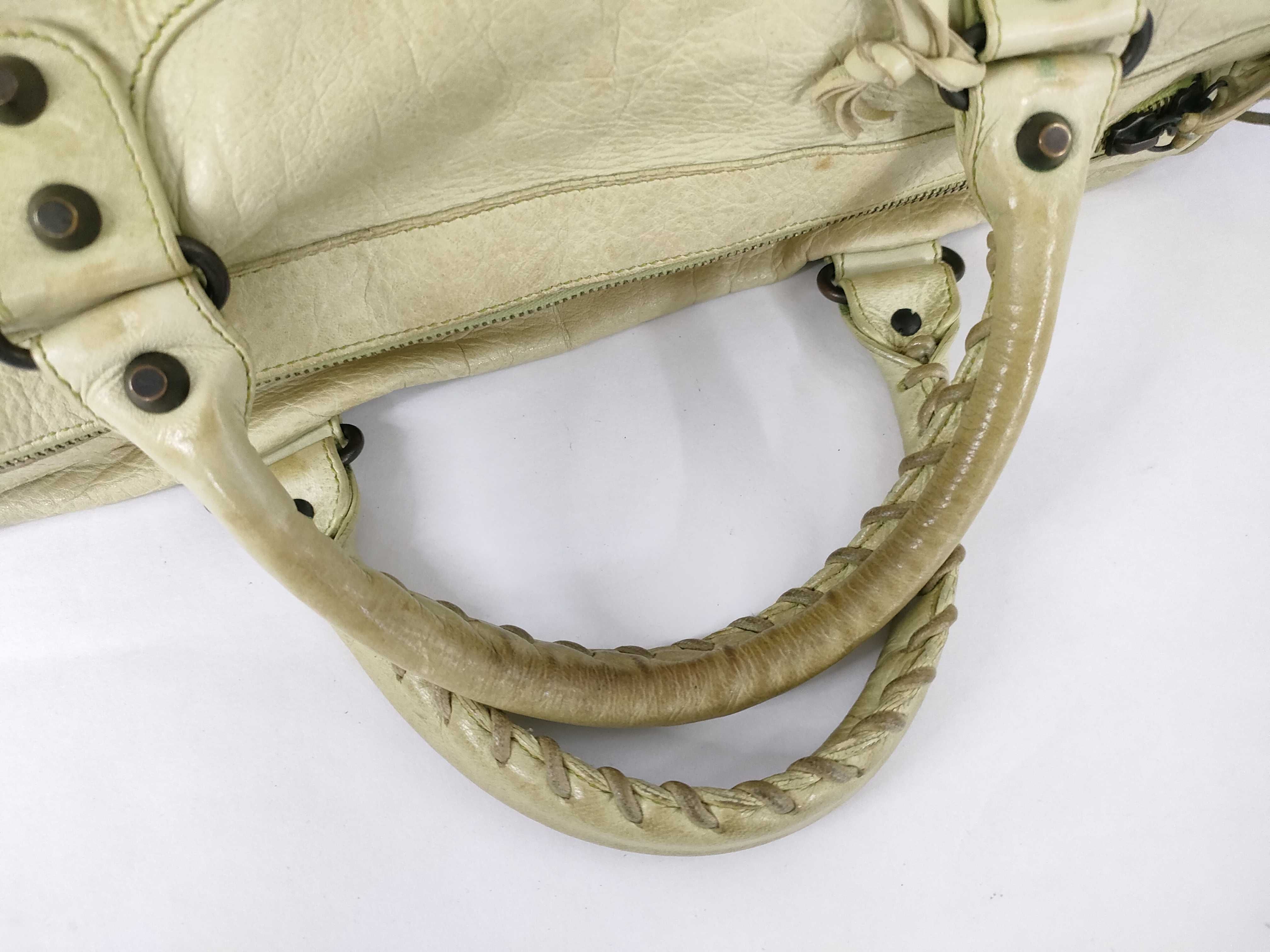 Twiggy Green 2-way Handbag with Shoulder Strap and Mirror — view 3