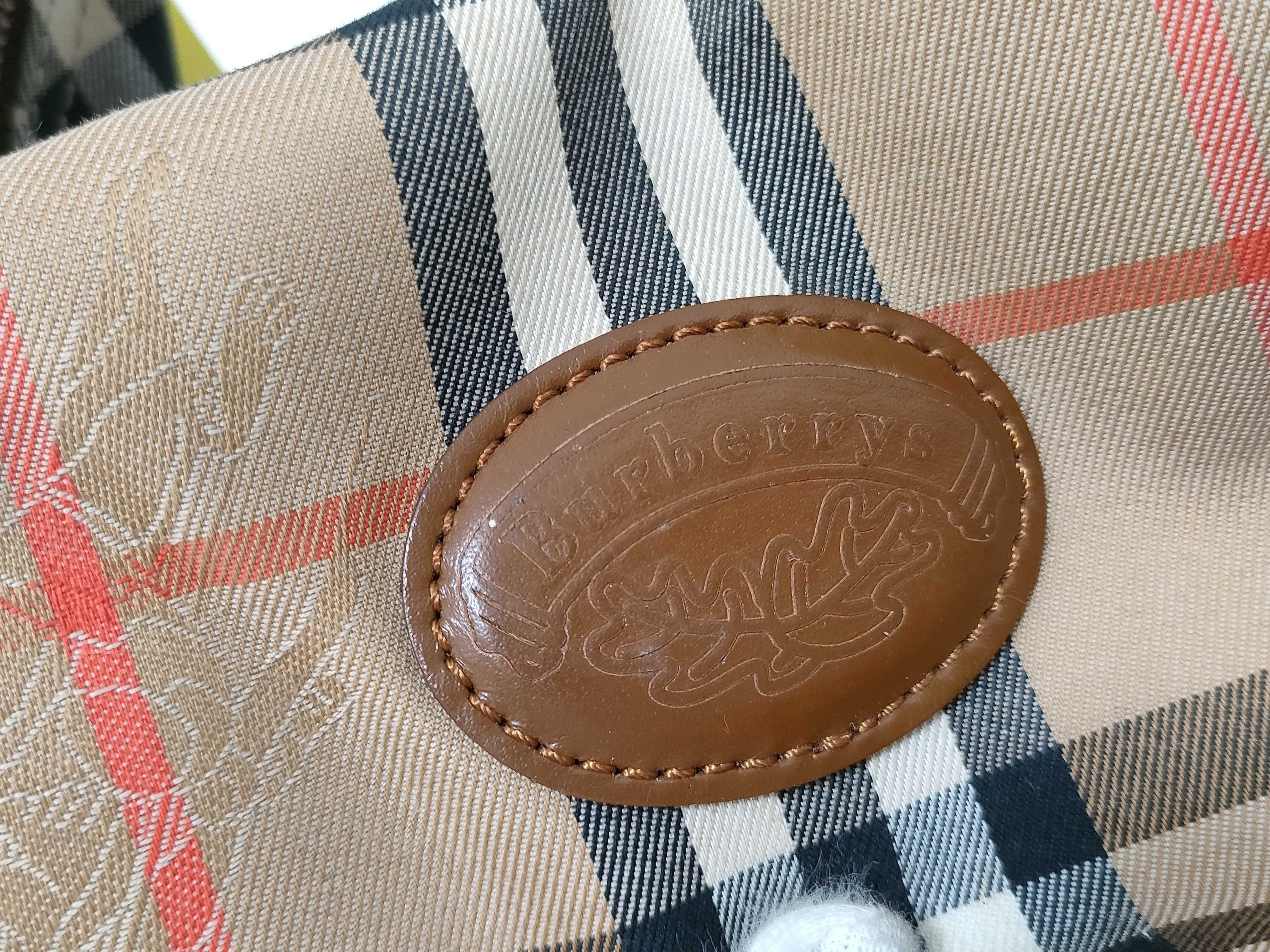 One-Hand Nova Check Handbag — view 11