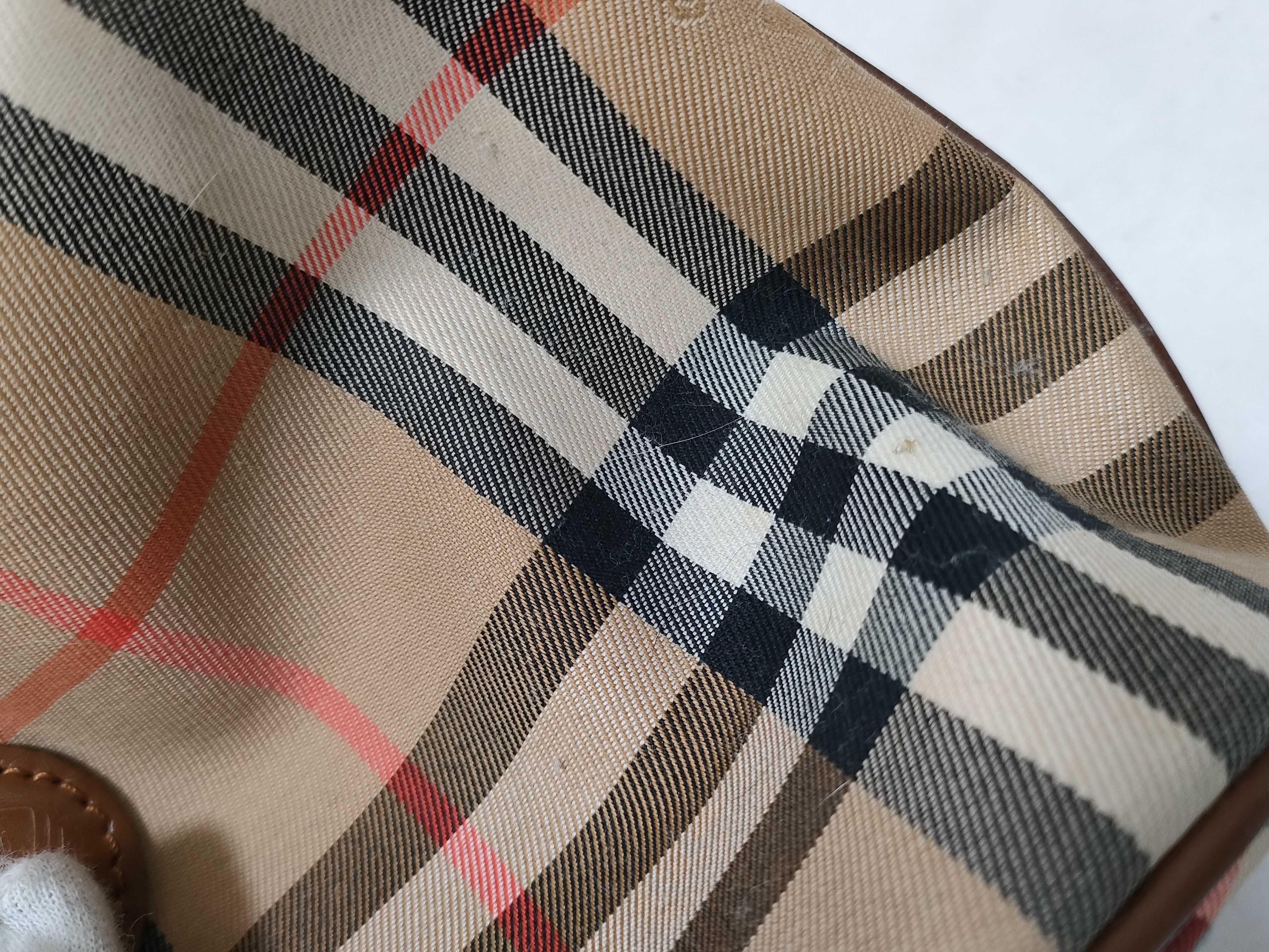 One-Hand Nova Check Handbag — view 12