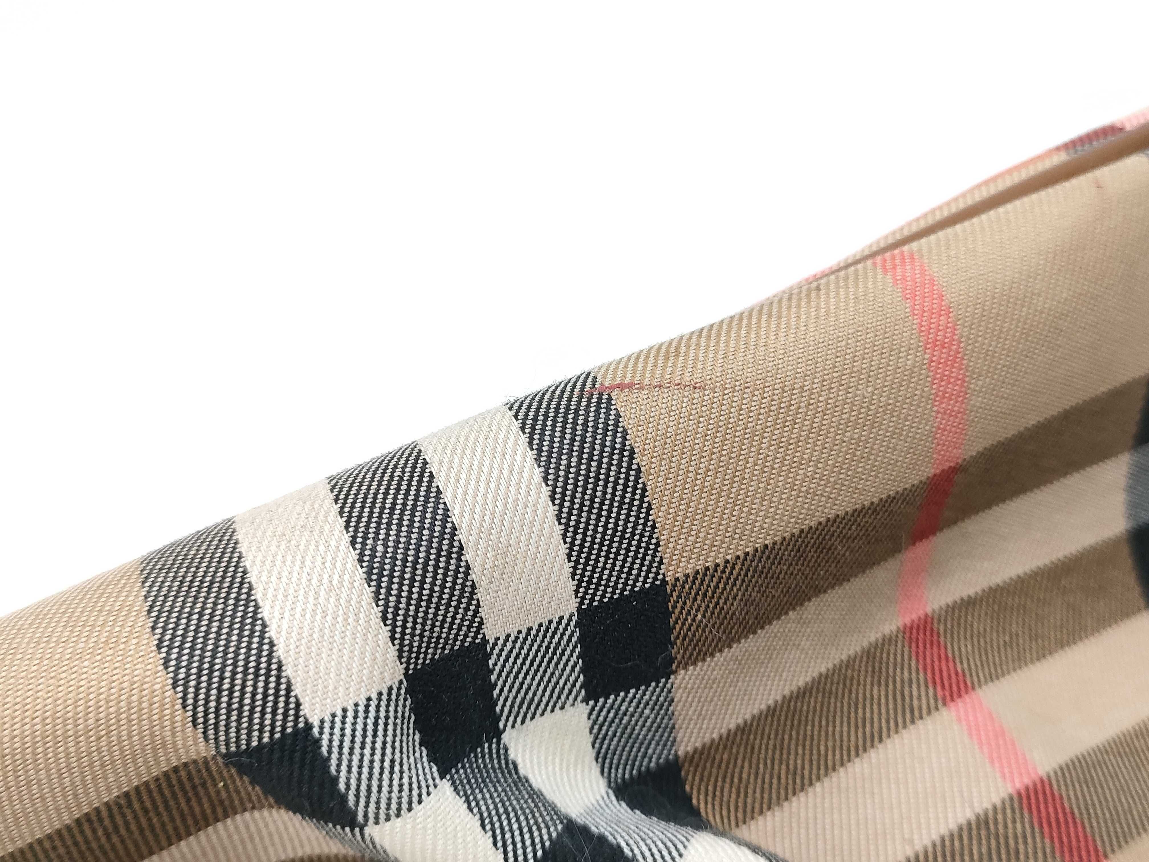 One-Hand Nova Check Handbag — view 15