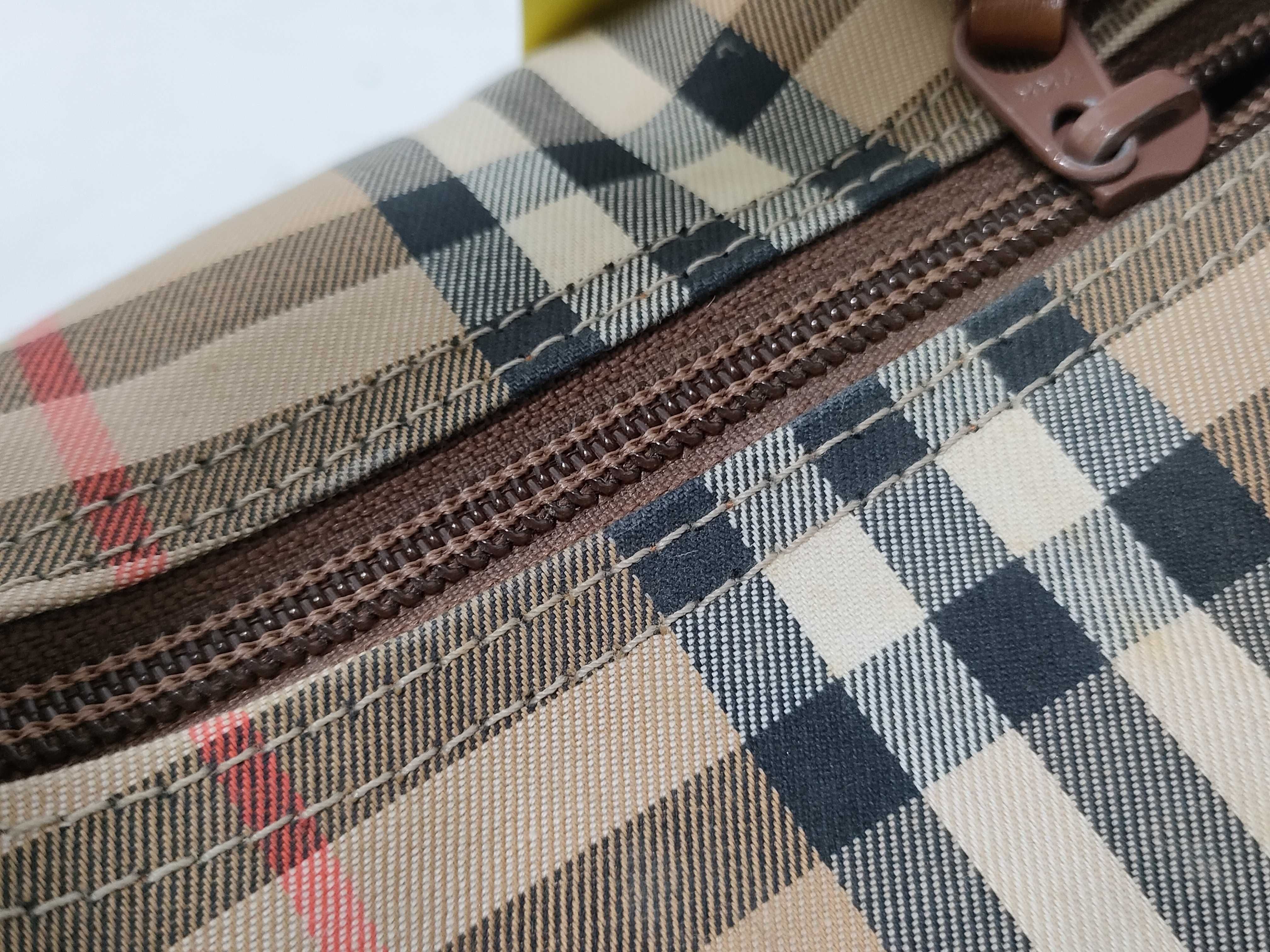 One-Hand Nova Check Handbag — view 6