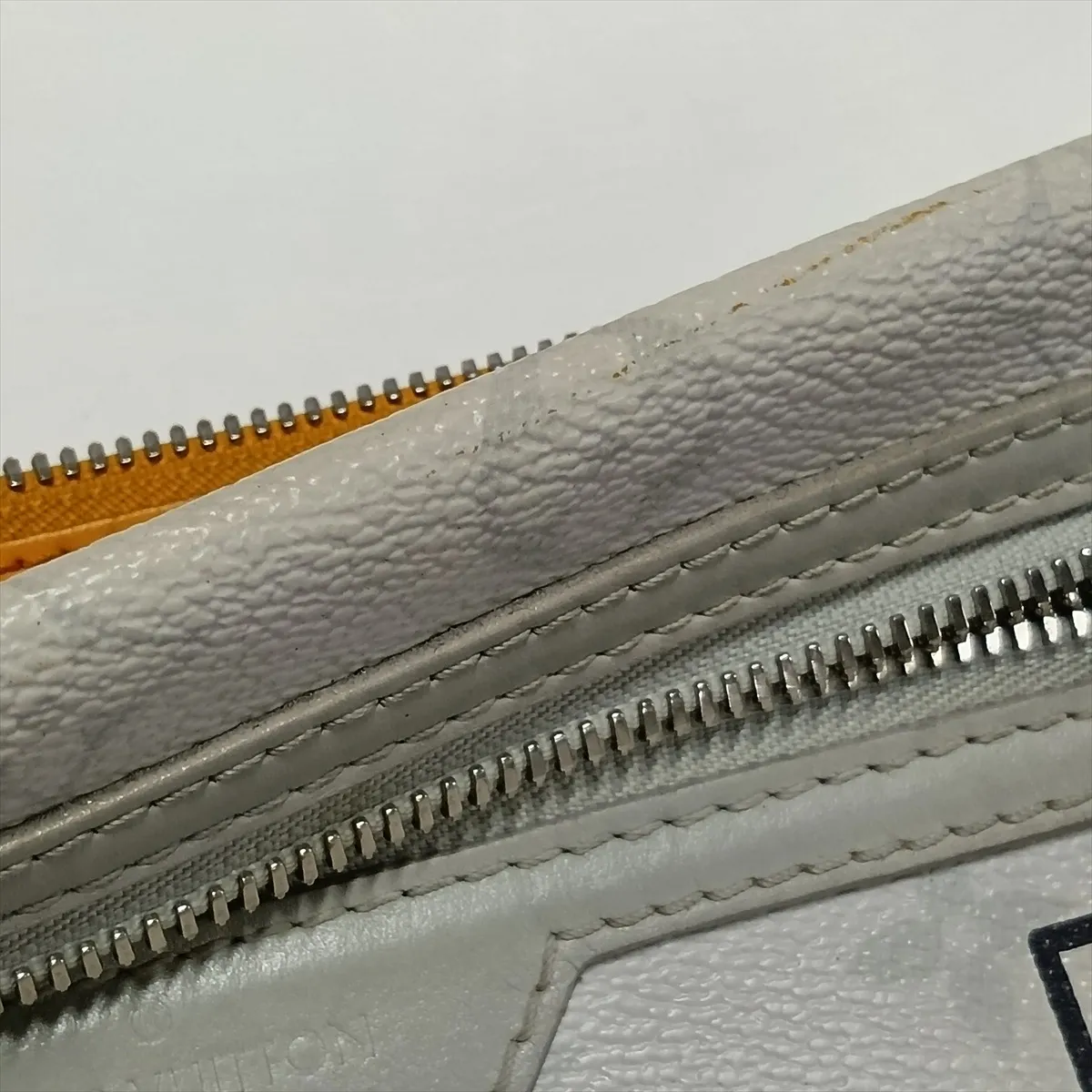 White Monogram Flat Messenger Bag M44640 CA1149 Gray x Orange (RFID detected) — view 12