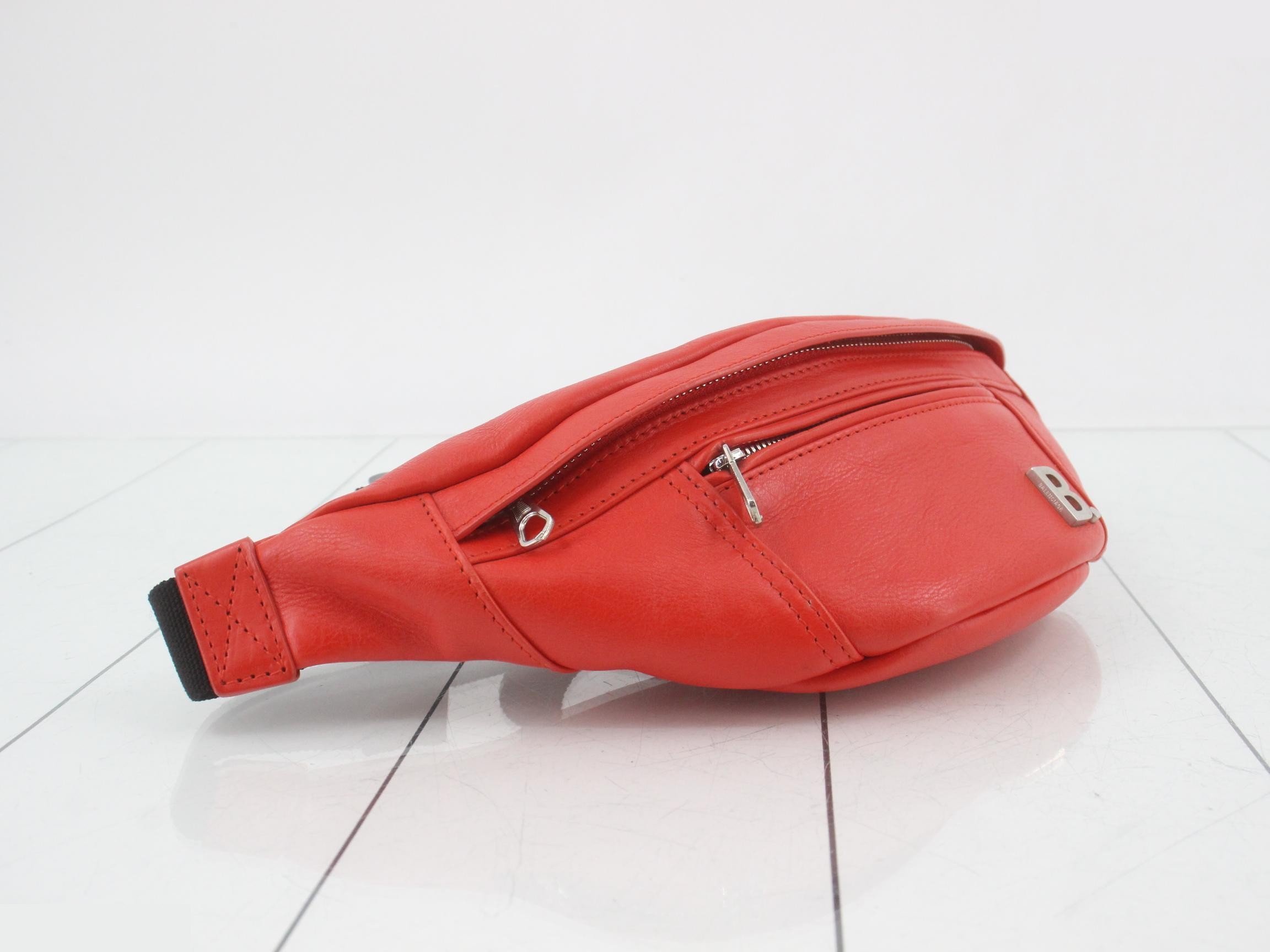 Logo Waist Bag — view 5
