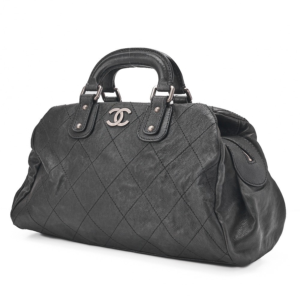 Caviar leather Matelassé handbag, black, silver hardware, serial number 10 series. — view 4