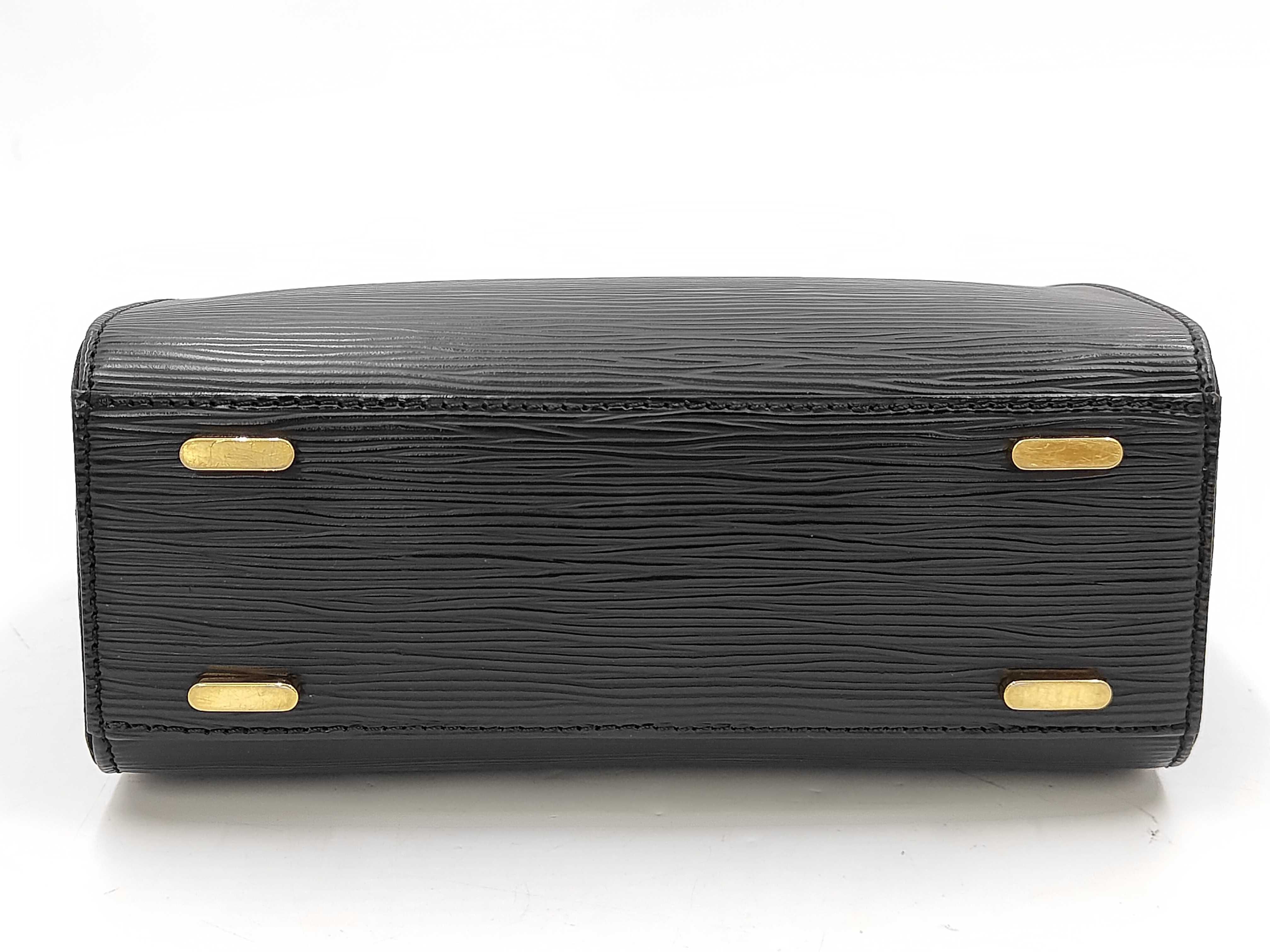 Figari Black Handbag — view 3