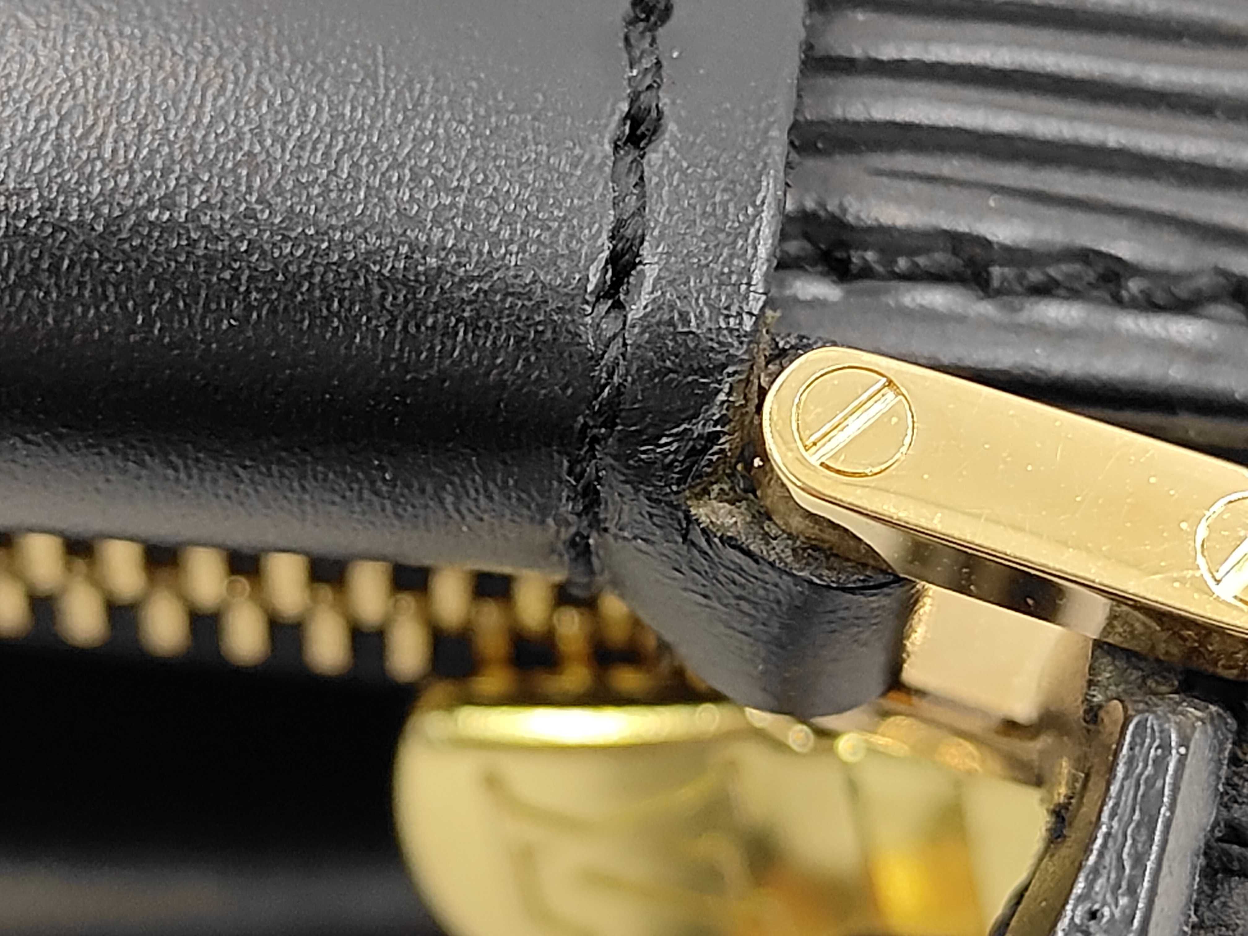 Figari Black Handbag — view 7