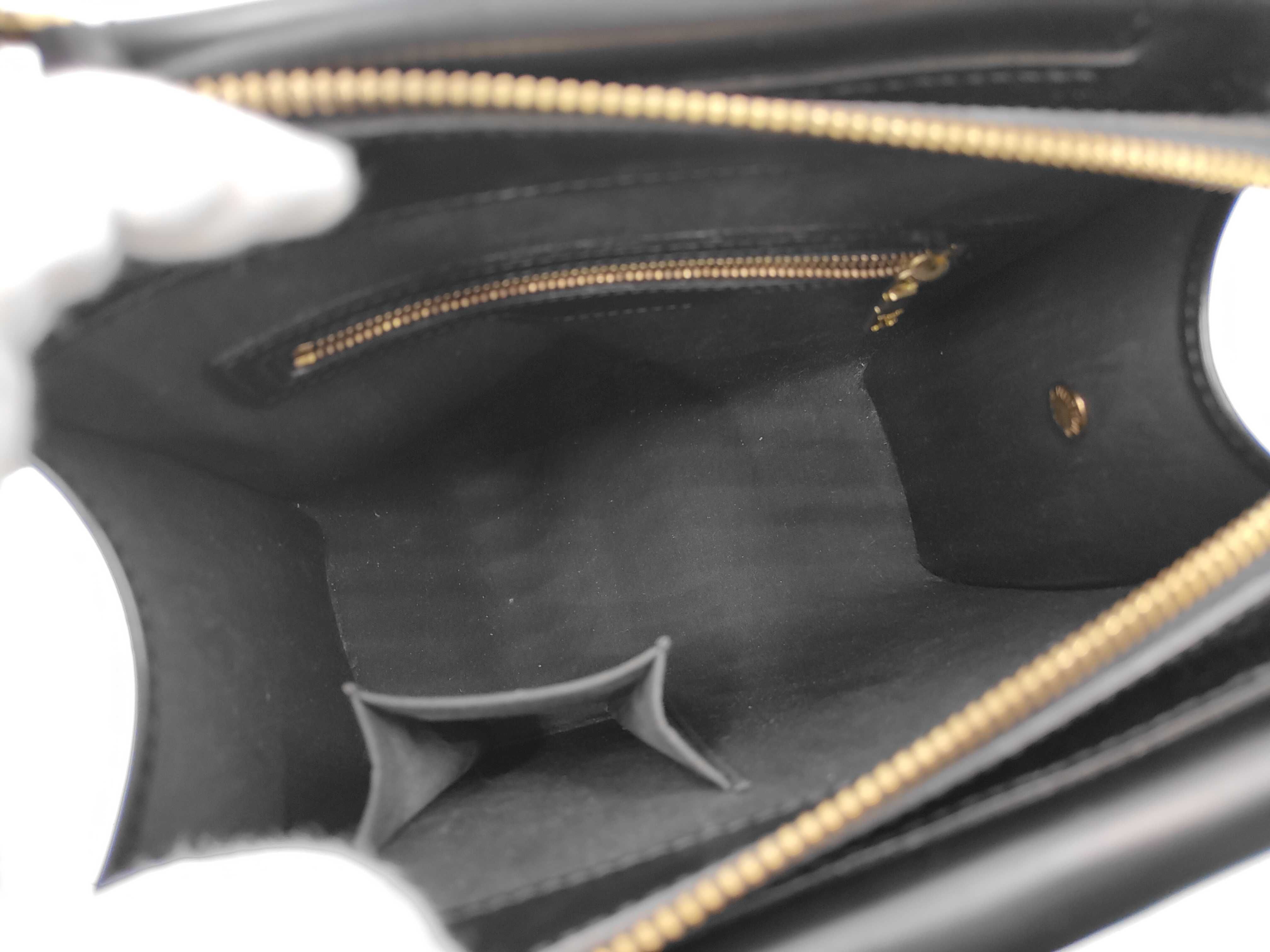 Figari Black Handbag — view 9