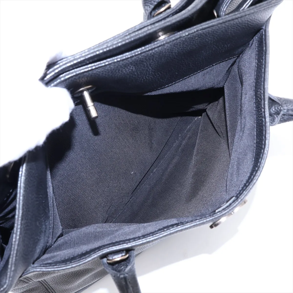 Executive Leather Tote Bag, Black with Gunmetal Hardware, 6202285 (Serial Number 6-series), Pouch not included. — view 11