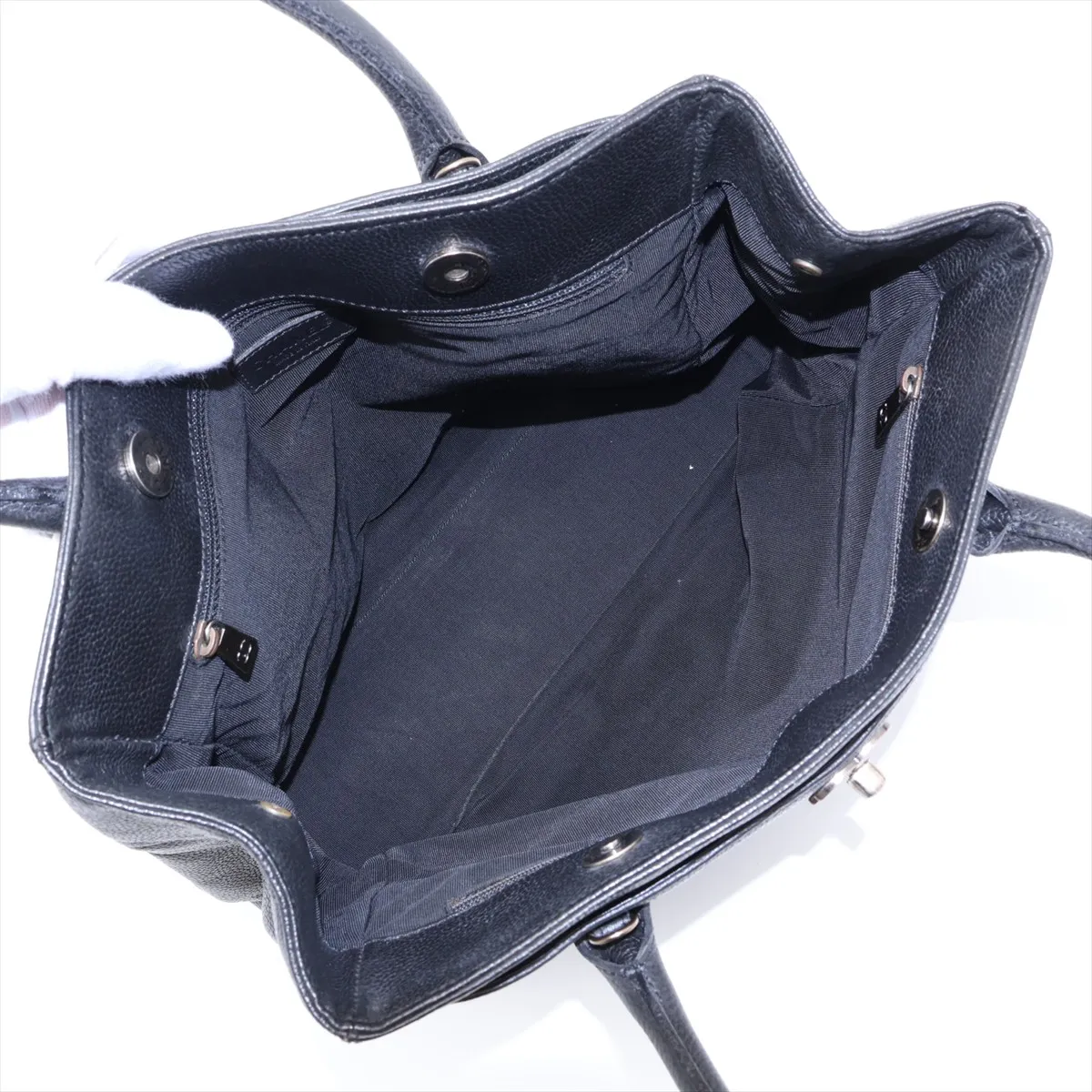 Executive Leather Tote Bag, Black with Gunmetal Hardware, 6202285 (Serial Number 6-series), Pouch not included. — view 7
