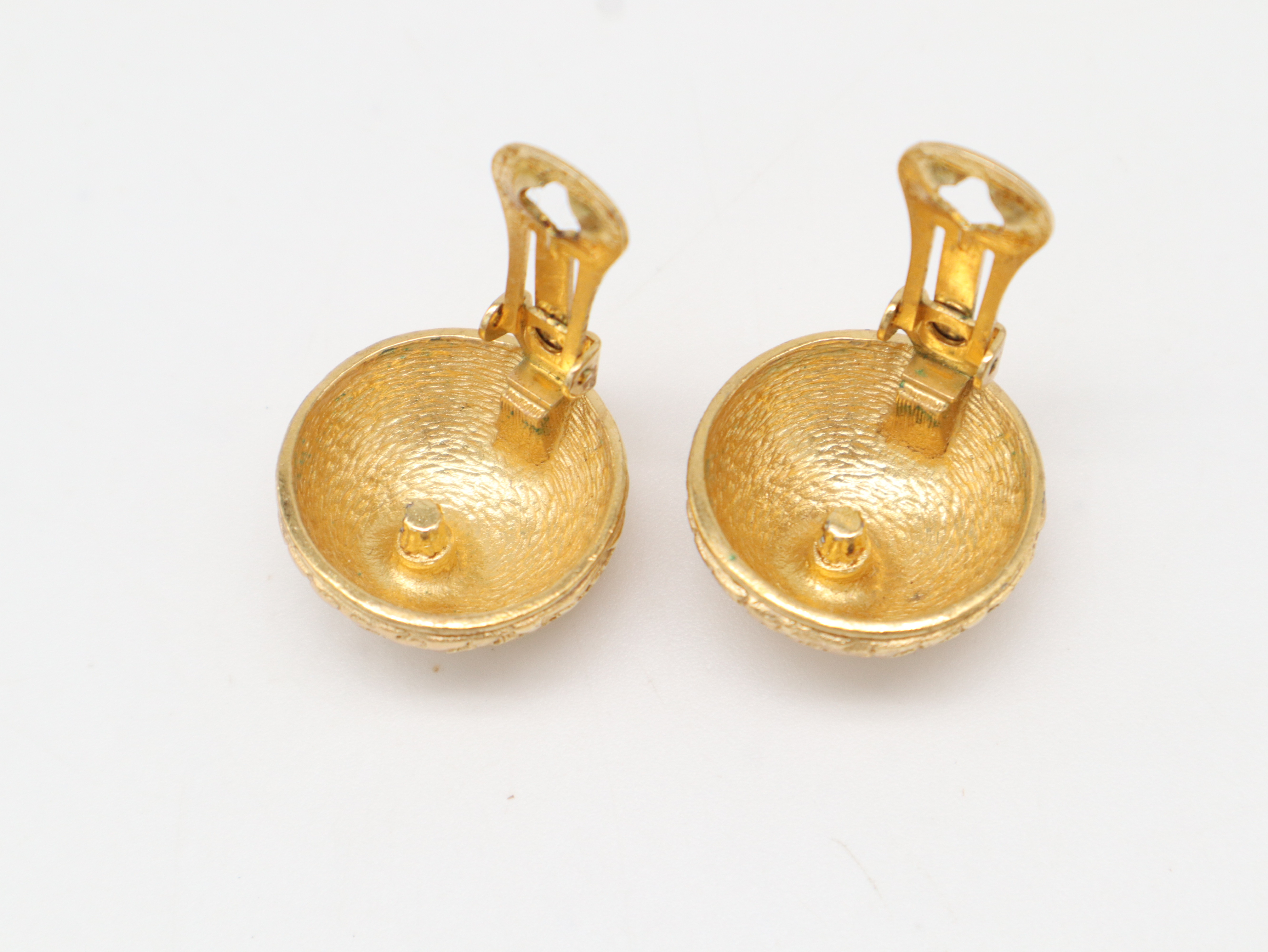 Round Earrings GP Earrings — view 3