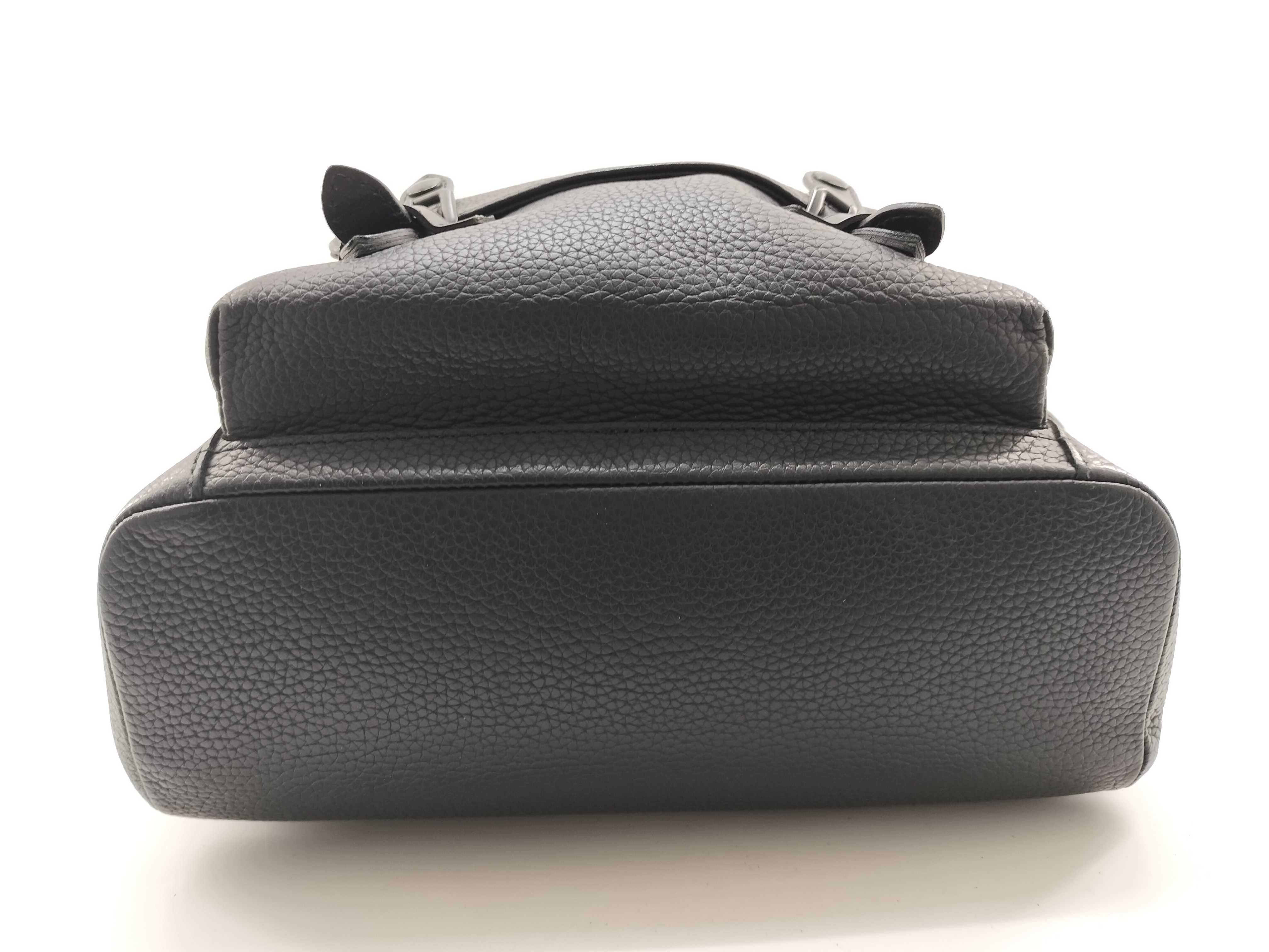 Christopher Slim Backpack M58644 Taurillon Leather RFID Backpack — view 6