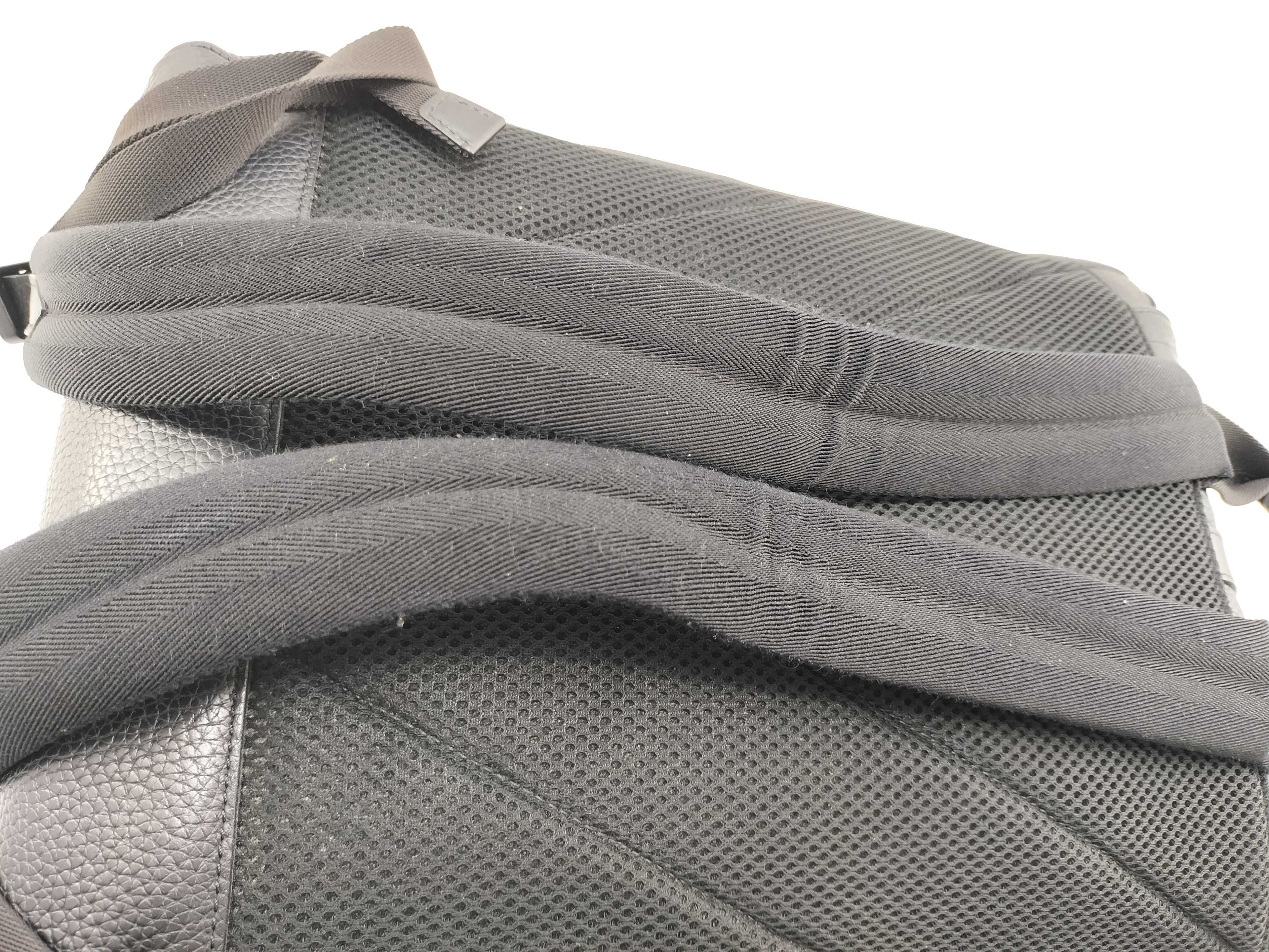 Christopher Slim Backpack M58644 Taurillon Leather RFID Backpack — view 9