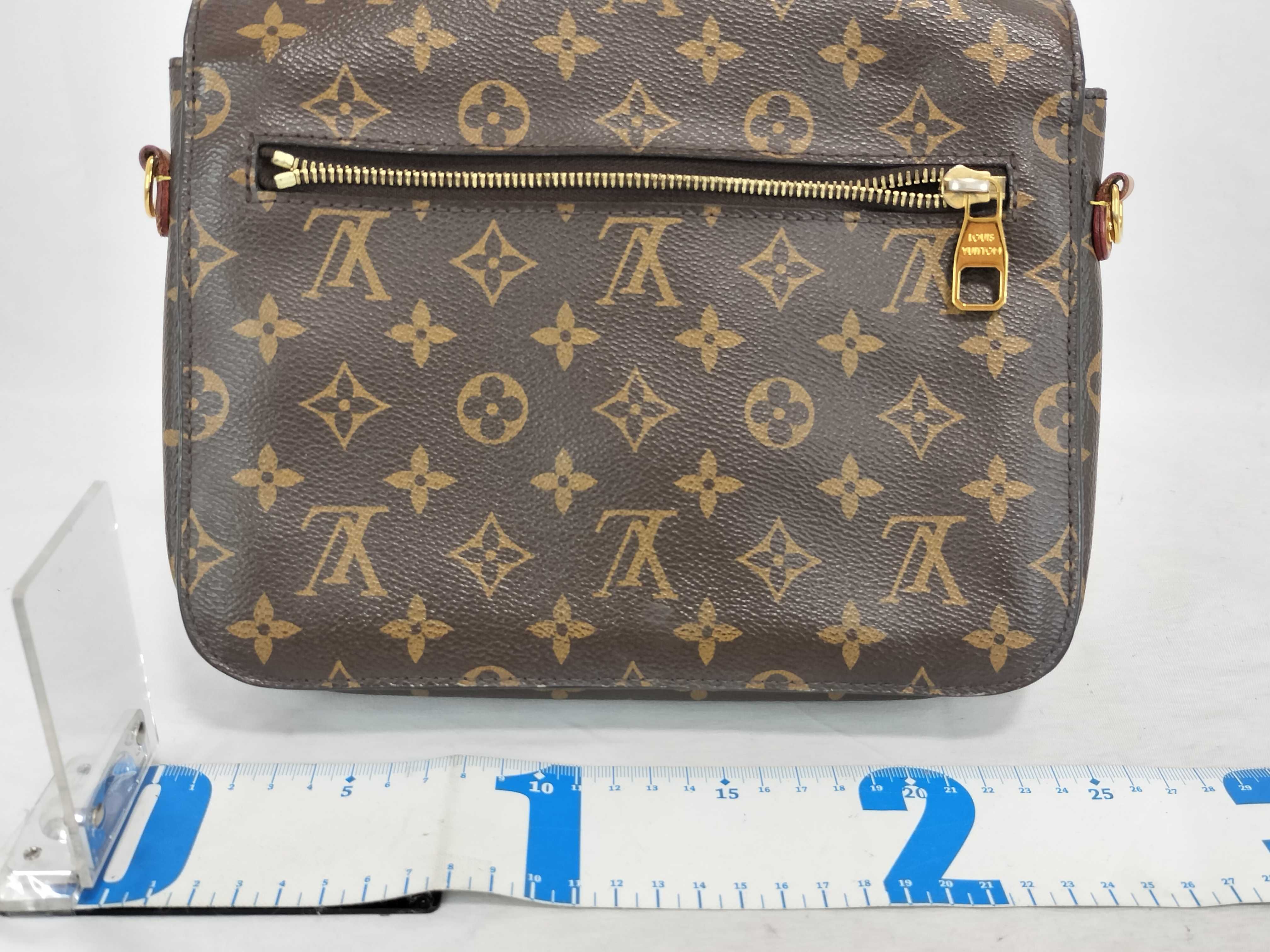 Monogram Pochette Métis Handbag — view 2