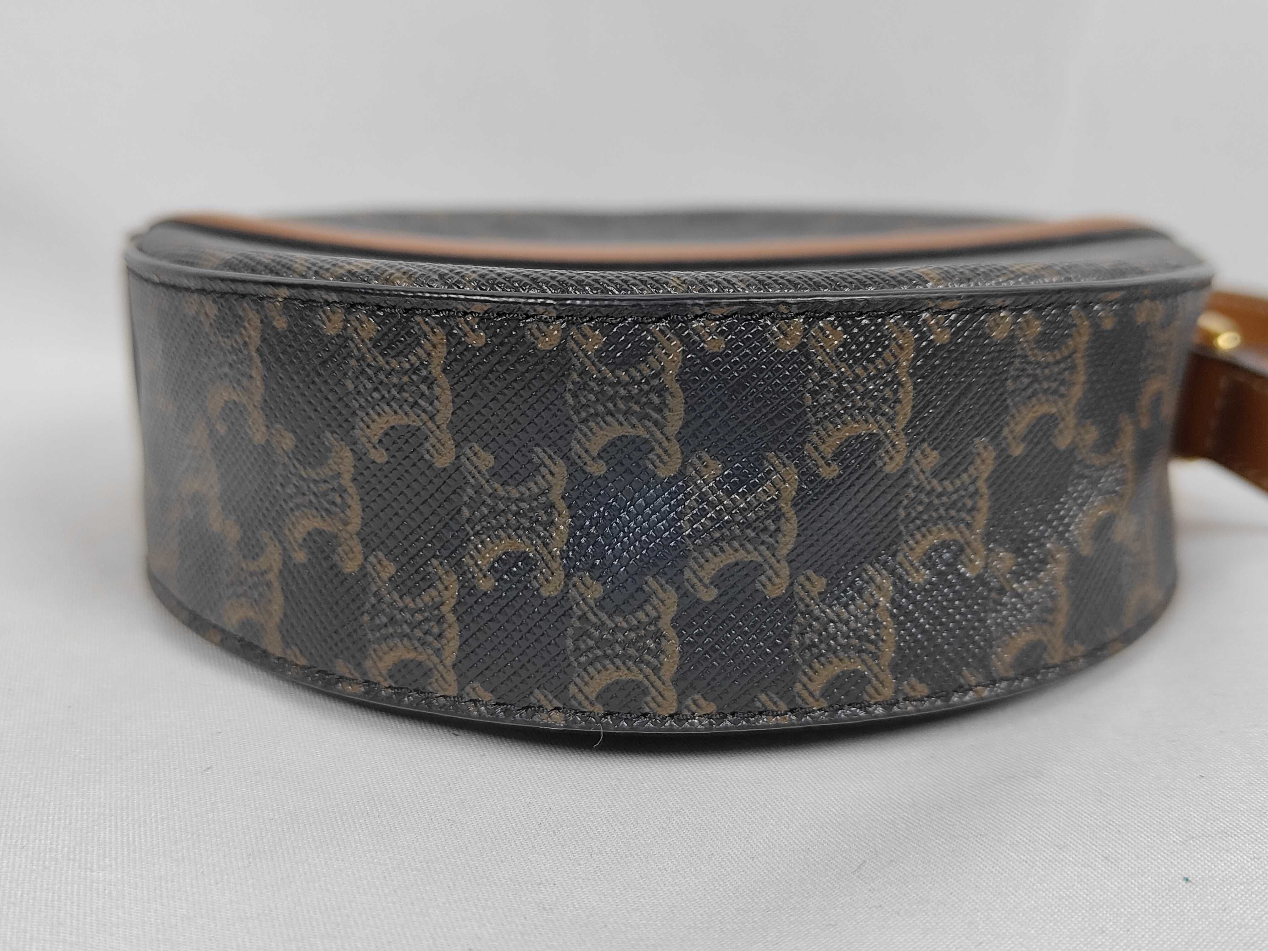 Triomphe Shoulder Bag — view 7