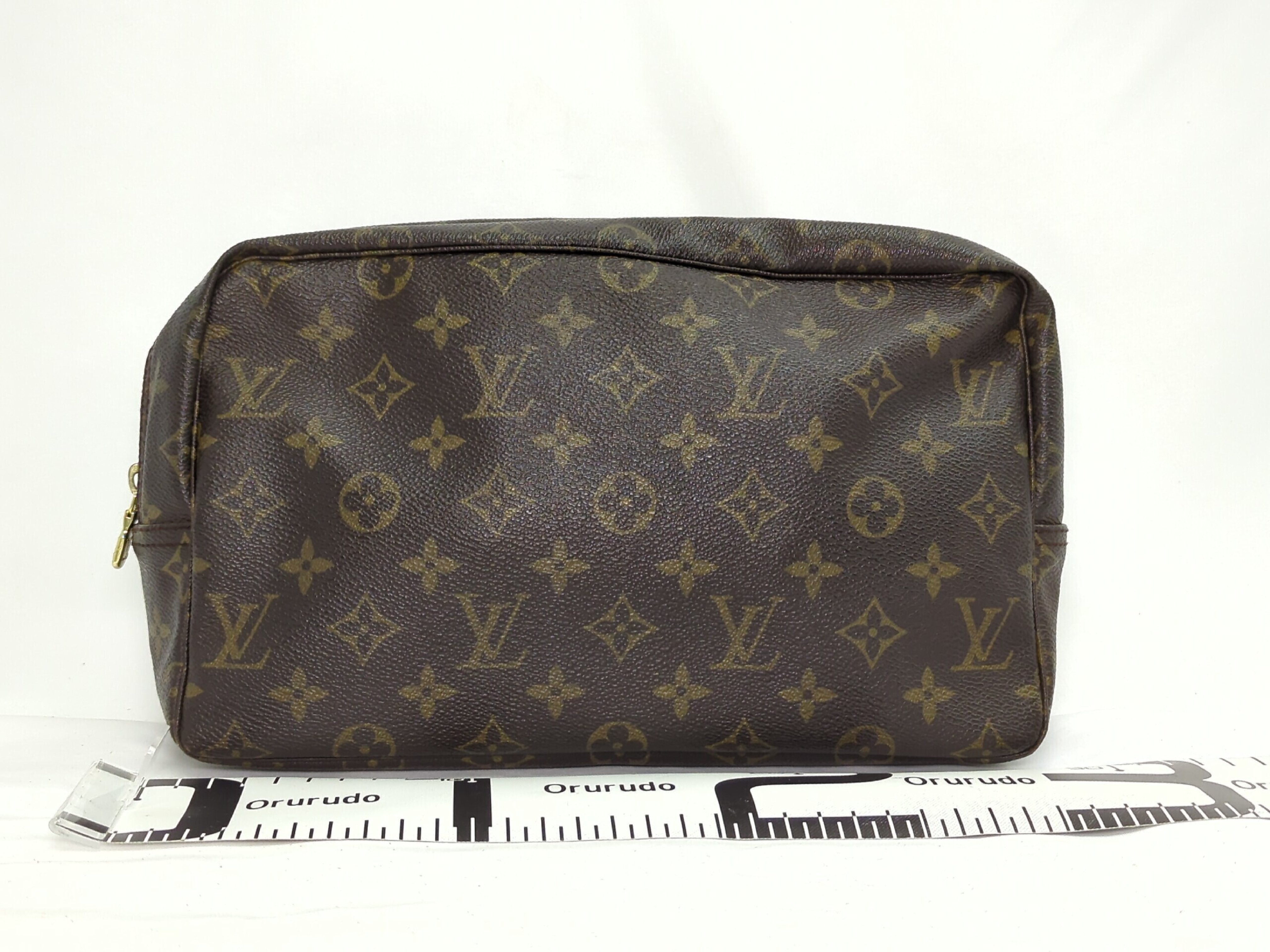 M47522 Monogram Troussard Toilette 28 Clutch Bag — view 2