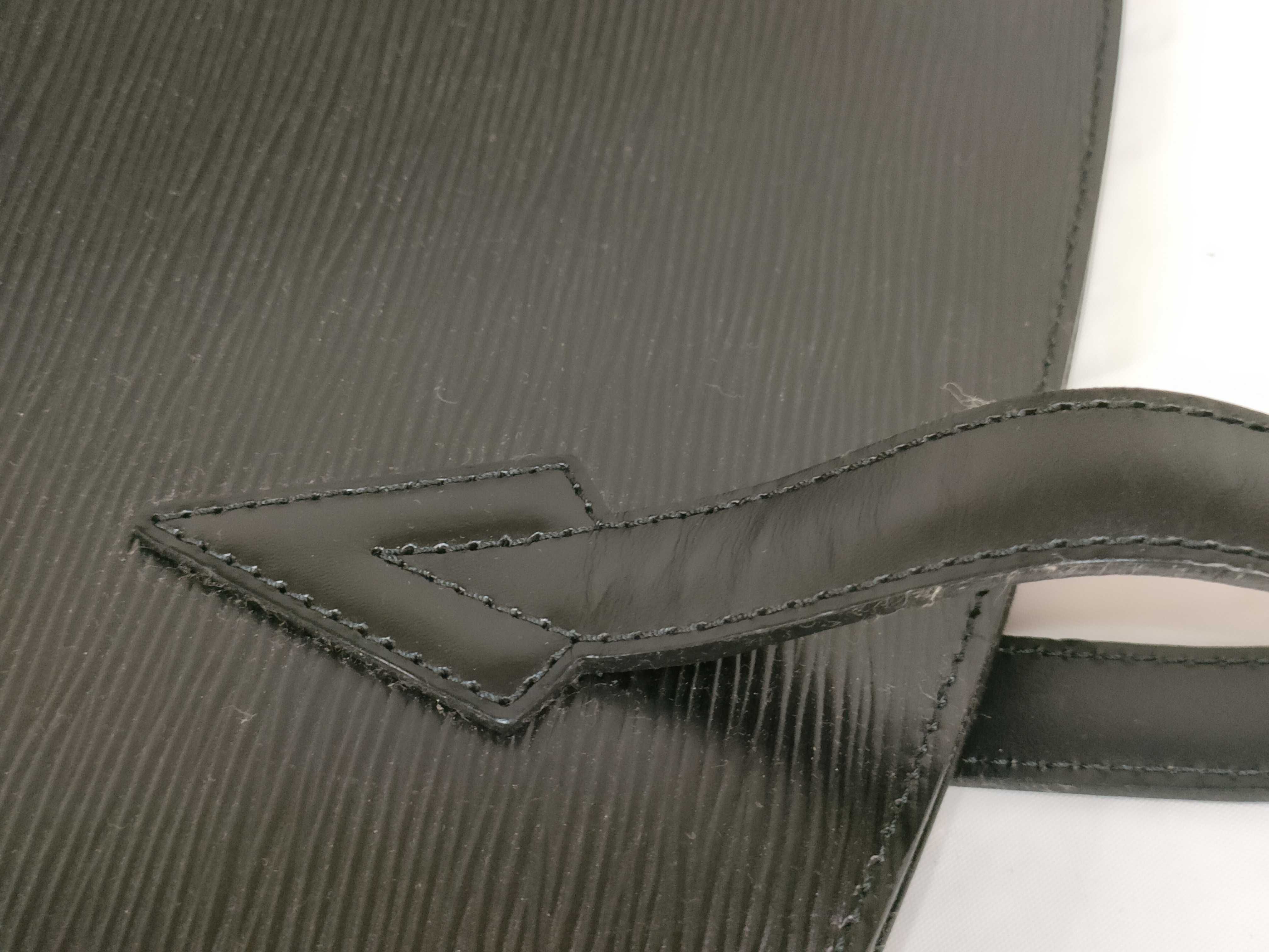 Epi Black Leather Epi Saint Jacques Handbag — view 4