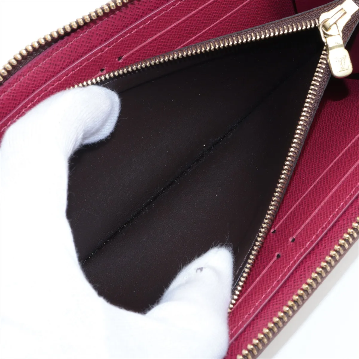Monogram Portefeuille Clemence M60742 CA0119 Fuchsia Round Zip Wallet — view 8