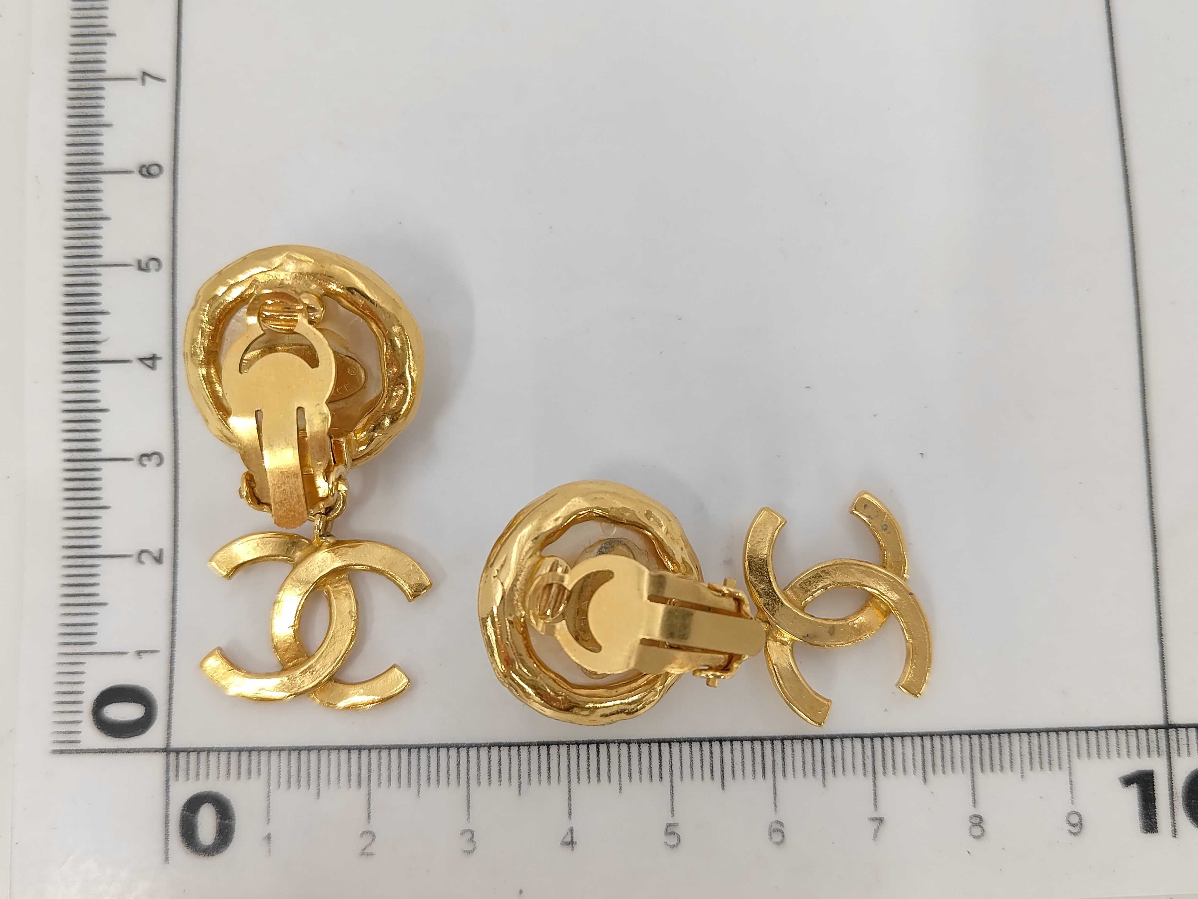 Pearl Round Coco Mark GP Gold 95P Earrings — view 7