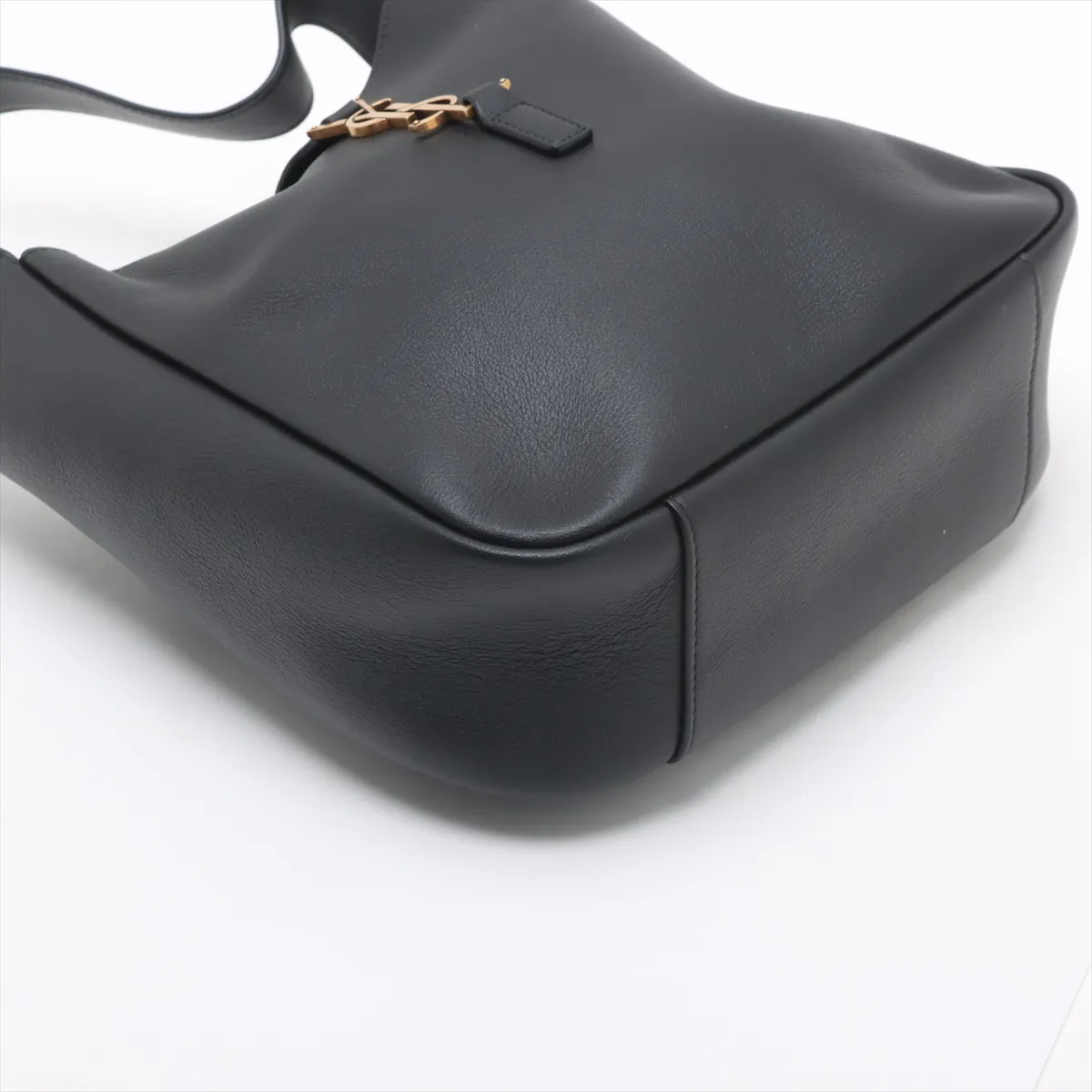 LE 5 A 7 Small Leather Shoulder Bag Black 713938 — view 4