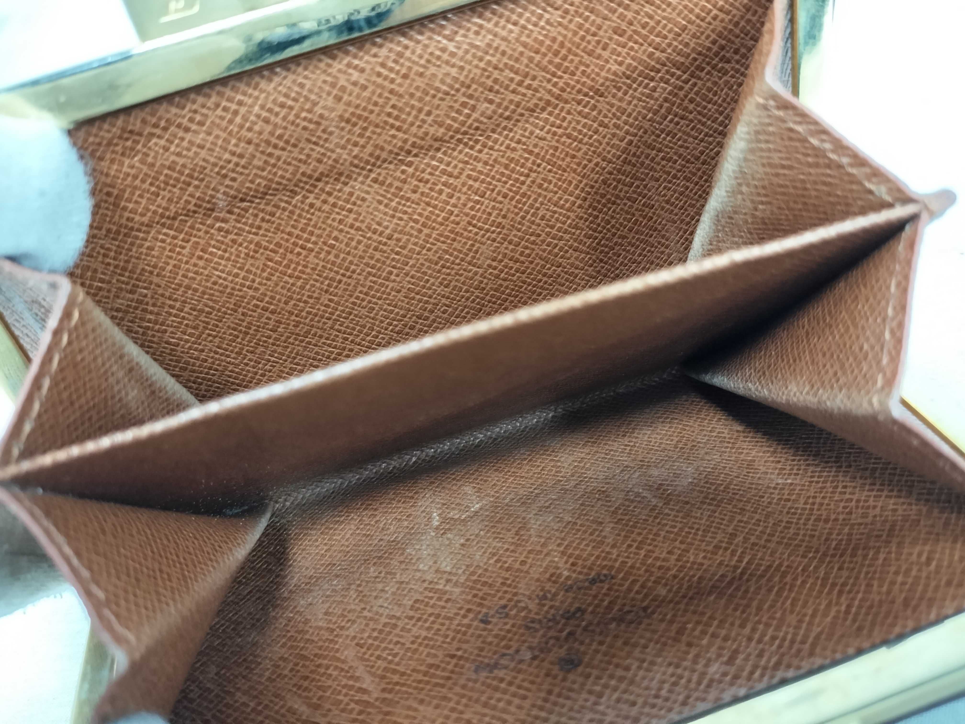 Monogram Louis Vuitton T61922 Coin Case — view 8
