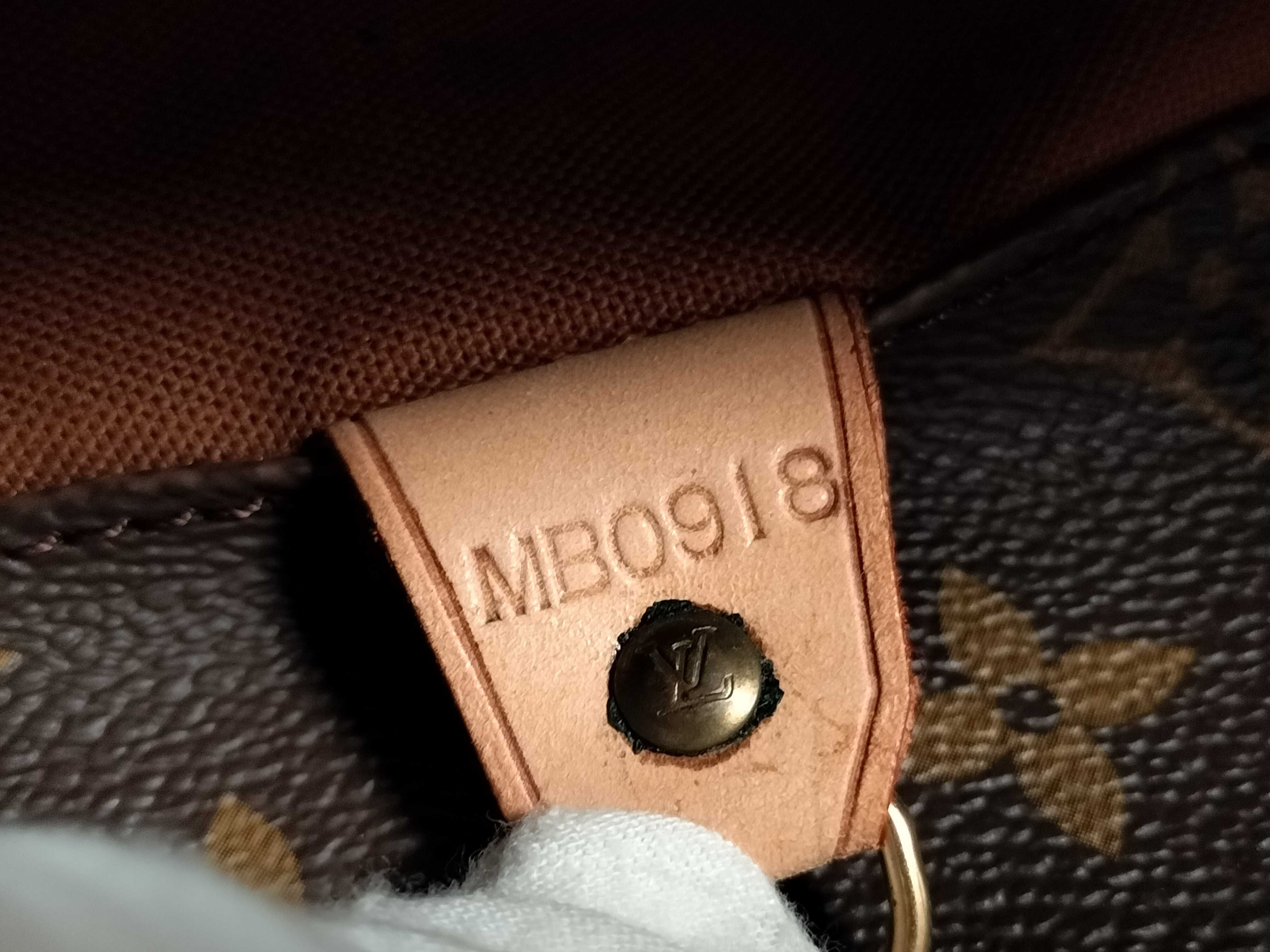 Monogram Sac Shopping M51108 Shoulder Bag — view 13