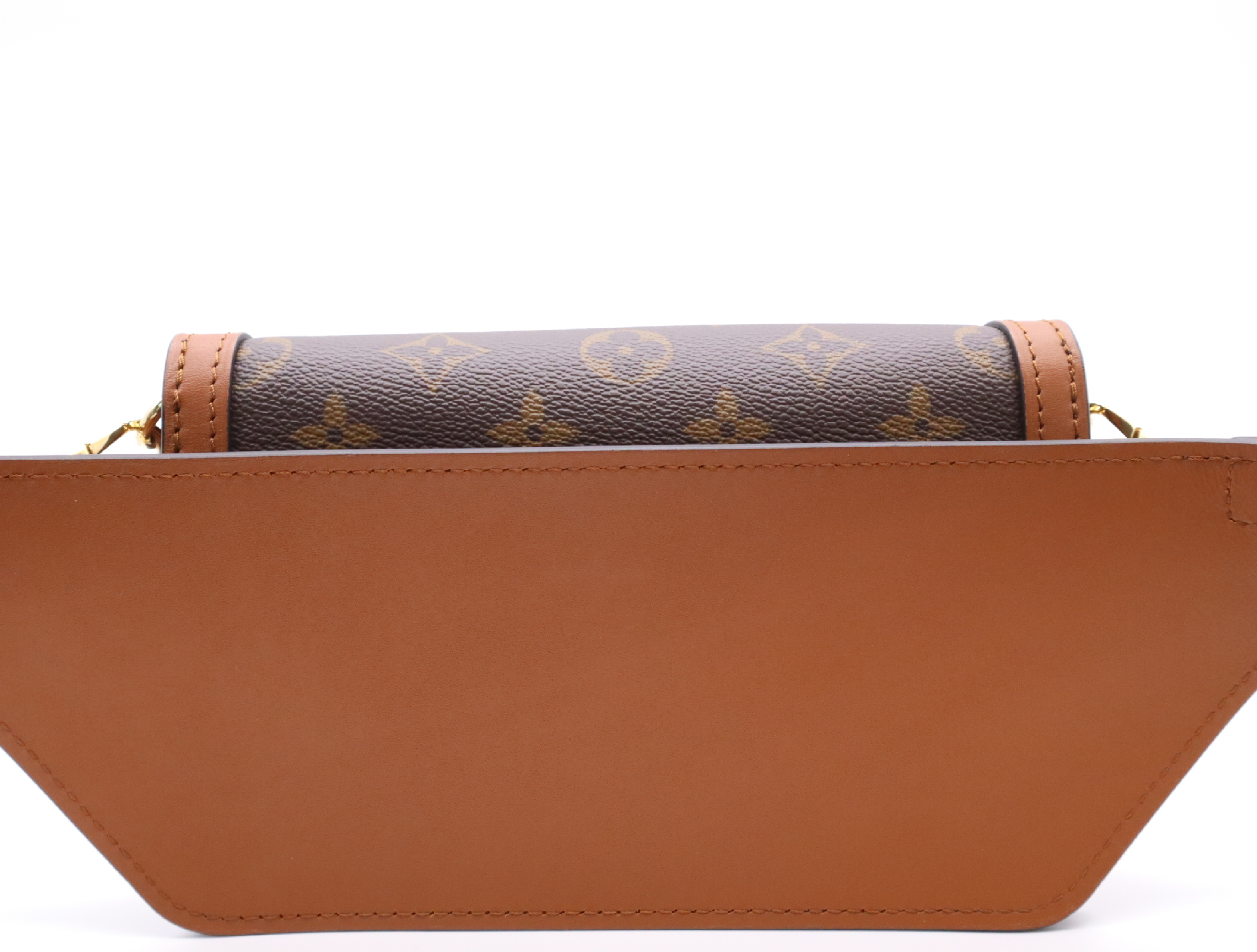 M44586 Monogram Reverse Dauphine Bum Bag Waist Bag — view 2