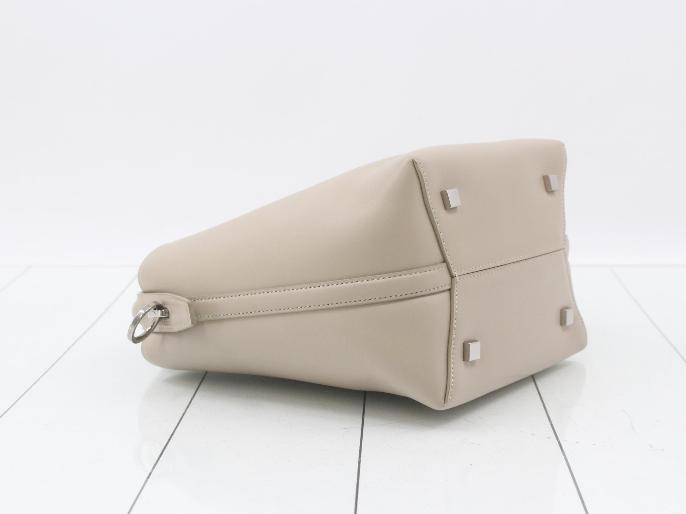 LE37 Small 2-Way One-Shoulder Bag — view 5