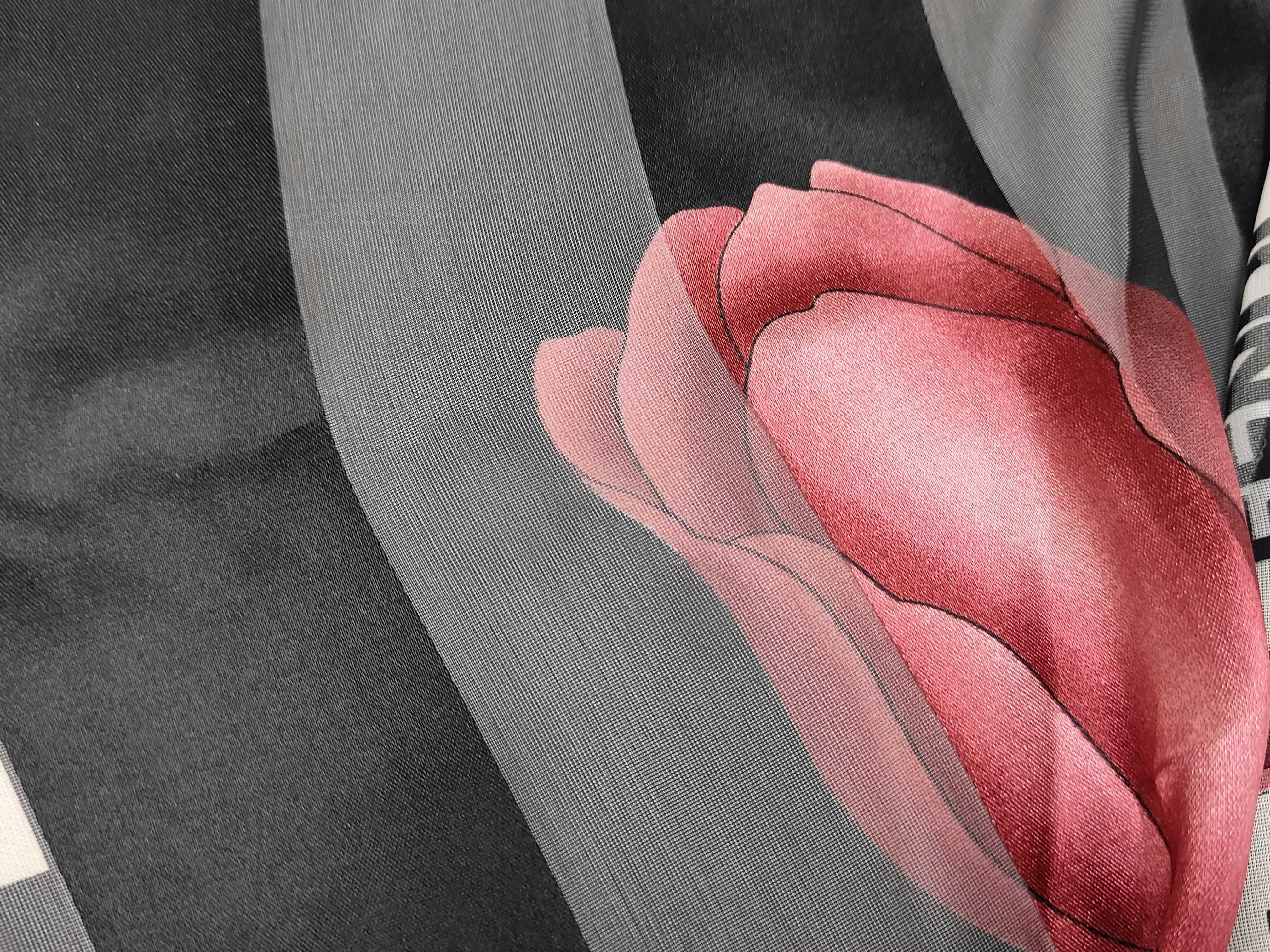 scarves and other accessories — view 6