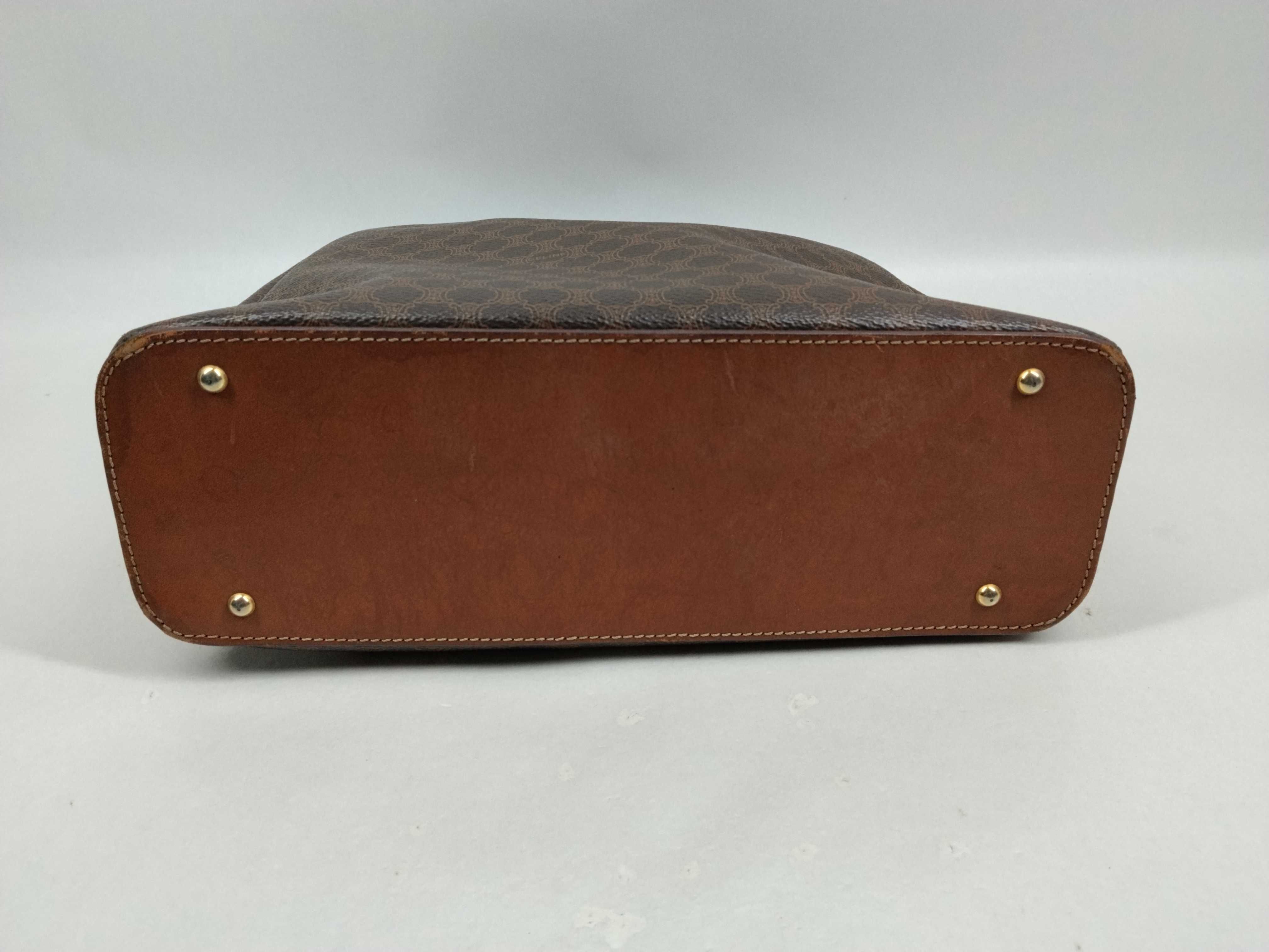 handbag with pouch — view 9