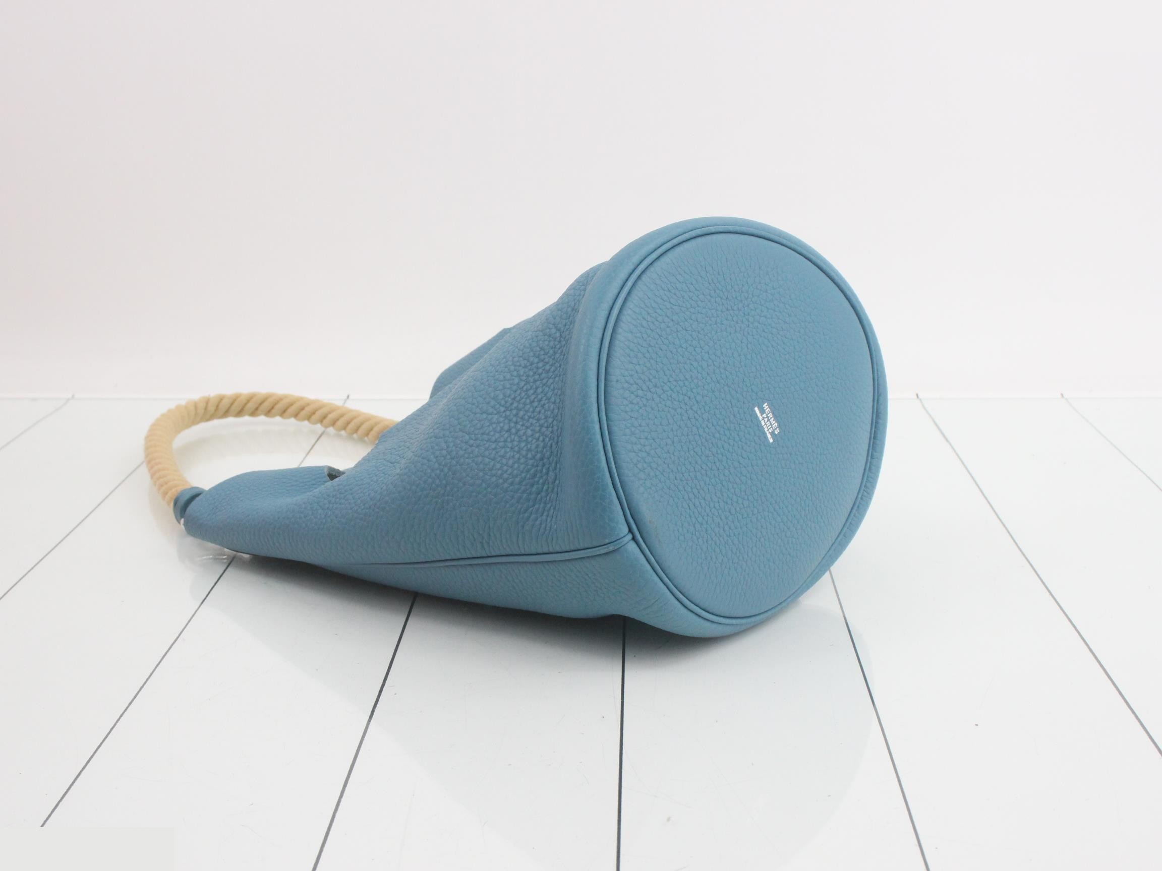 Manjoir Shoulder Bag, Taurillon Clemence Leather, Blue — view 5