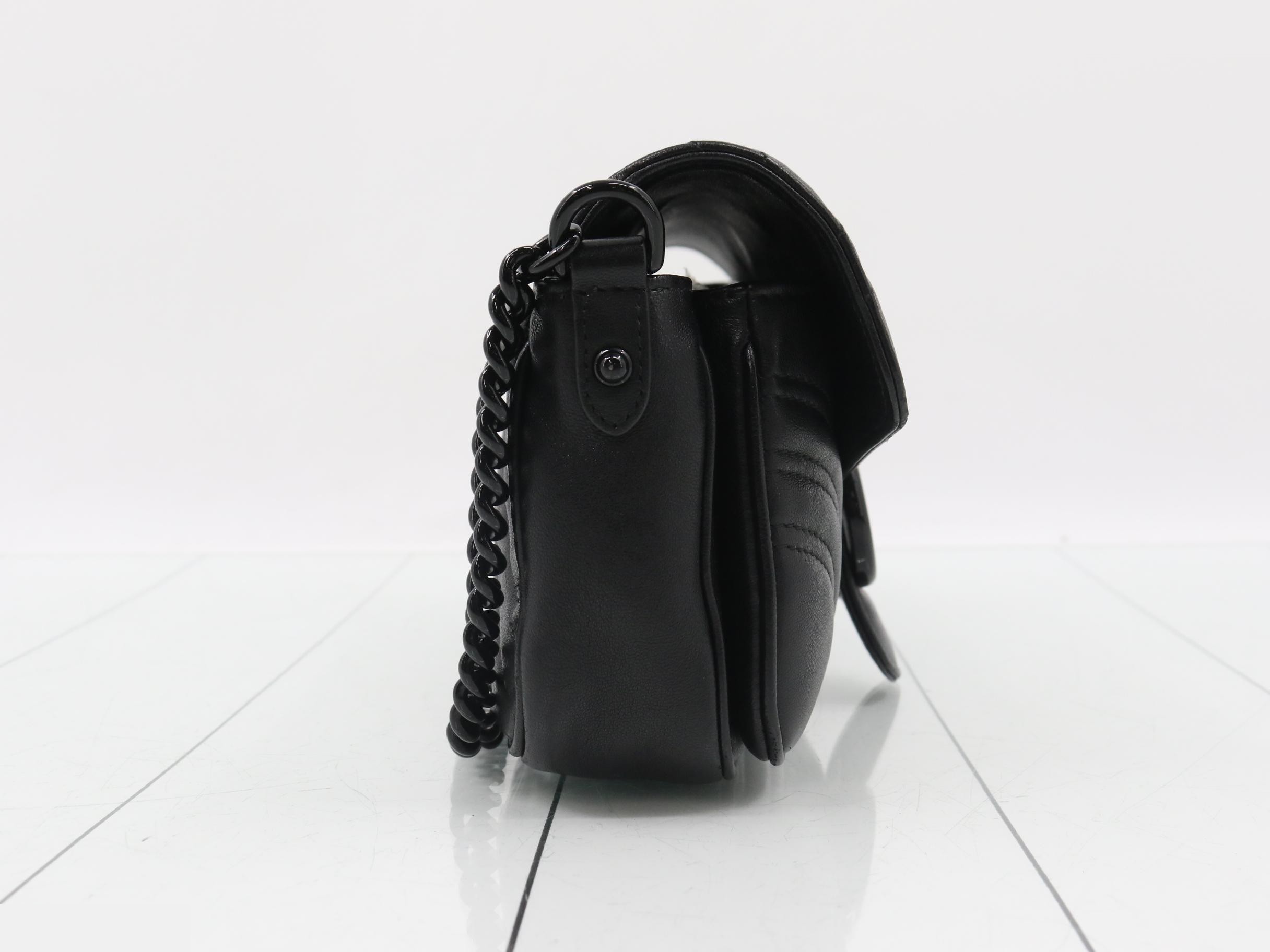 GG Marmont Quilted Shoulder Bag — view 4