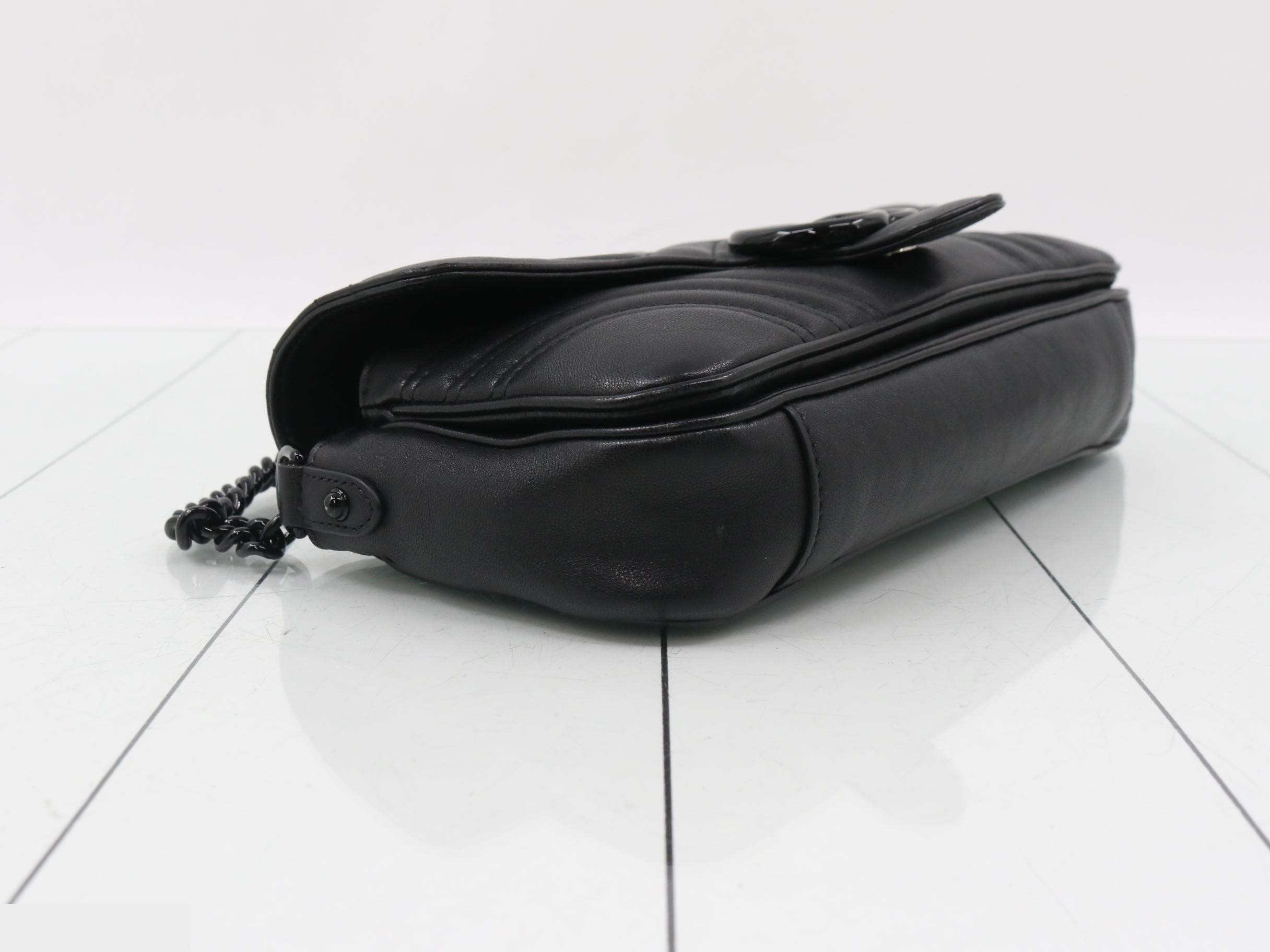 GG Marmont Quilted Shoulder Bag — view 5