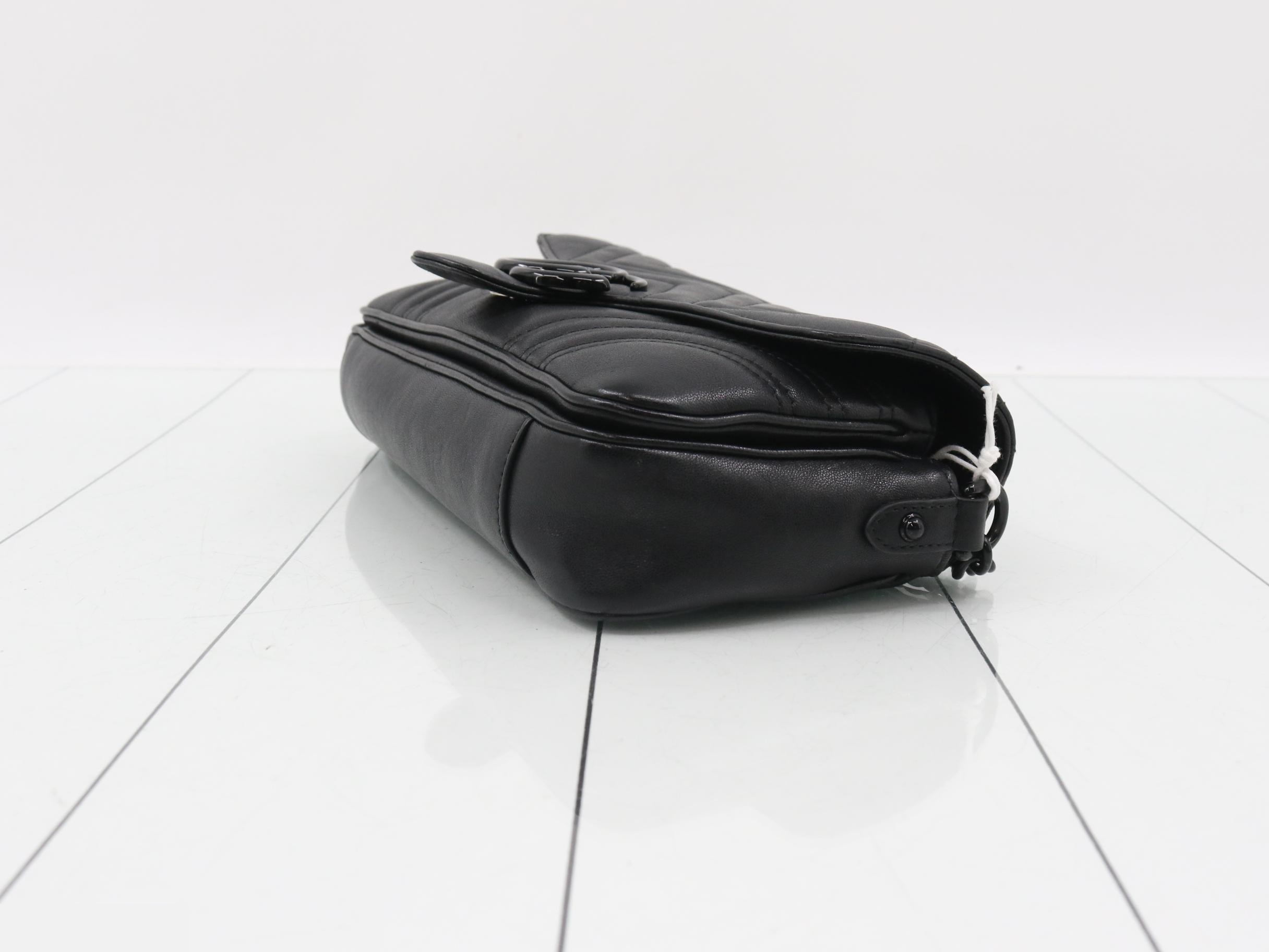 GG Marmont Quilted Shoulder Bag — view 6