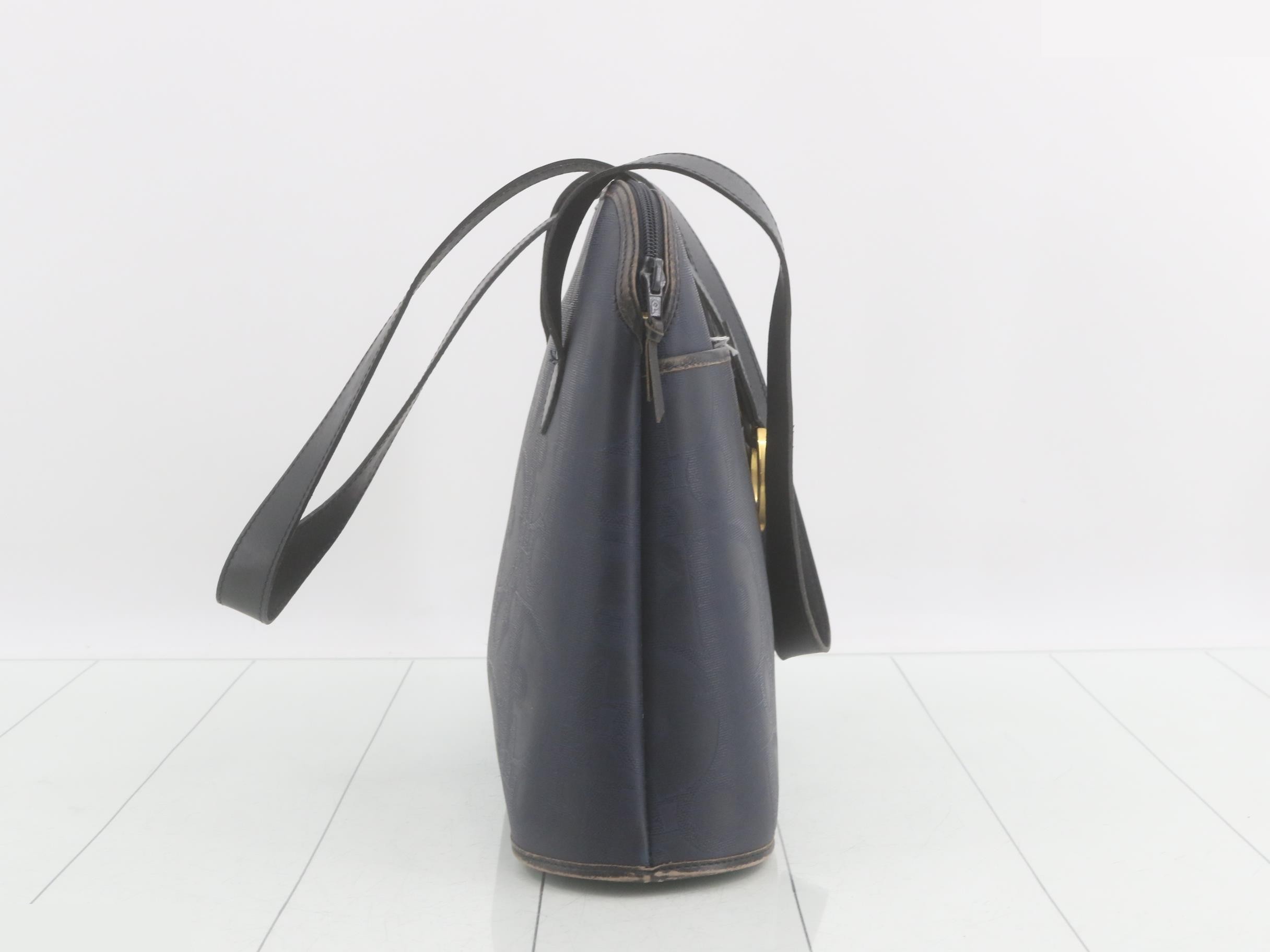 handbag — view 4