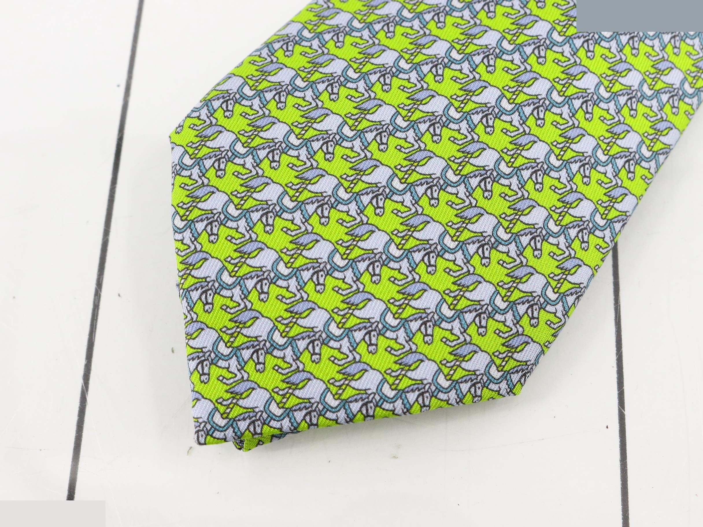 Unused Hermes tie, merry-go-round pattern. — view 3
