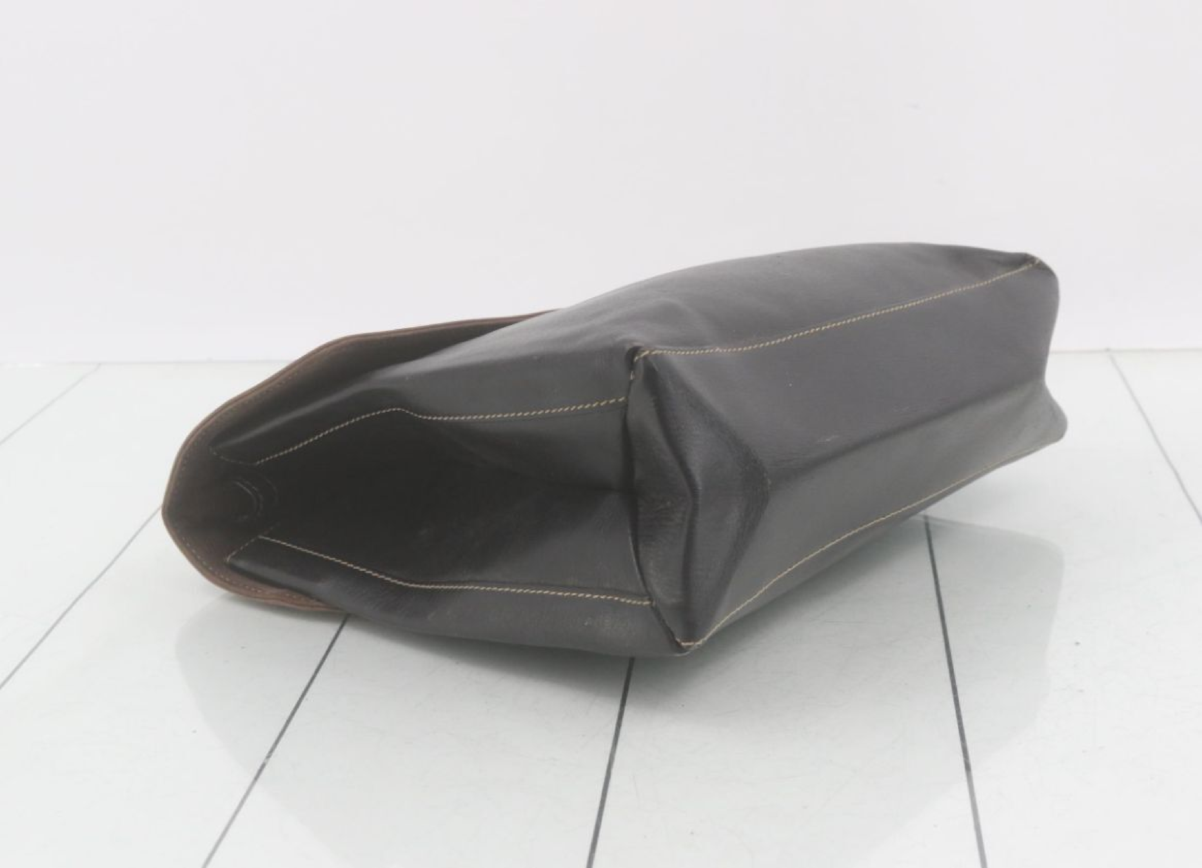 handbag, Velázquez, black and brown. — view 5