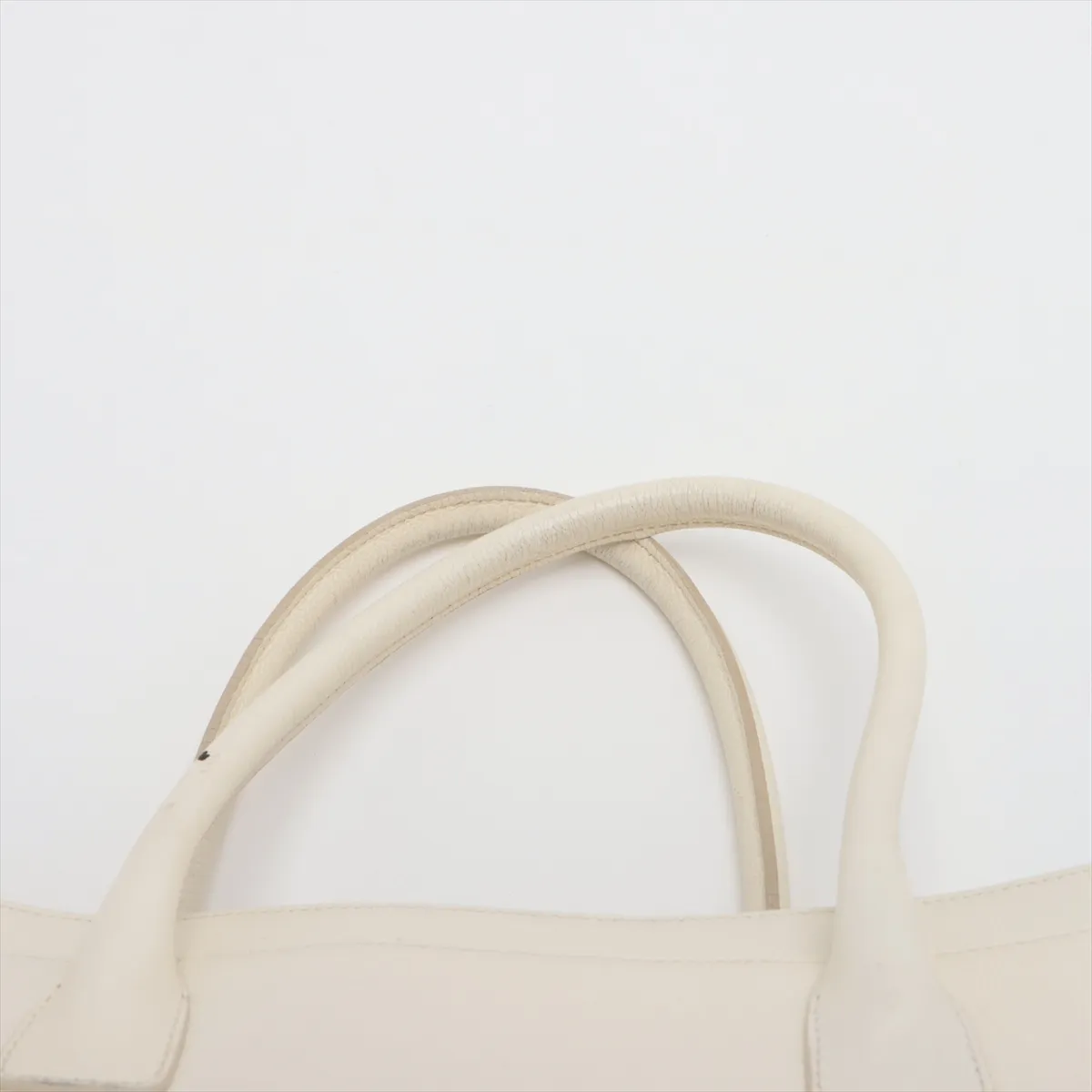Executive Leather 2WAY Handbag White Gold Hardware 9878267 No. 9 — view 6