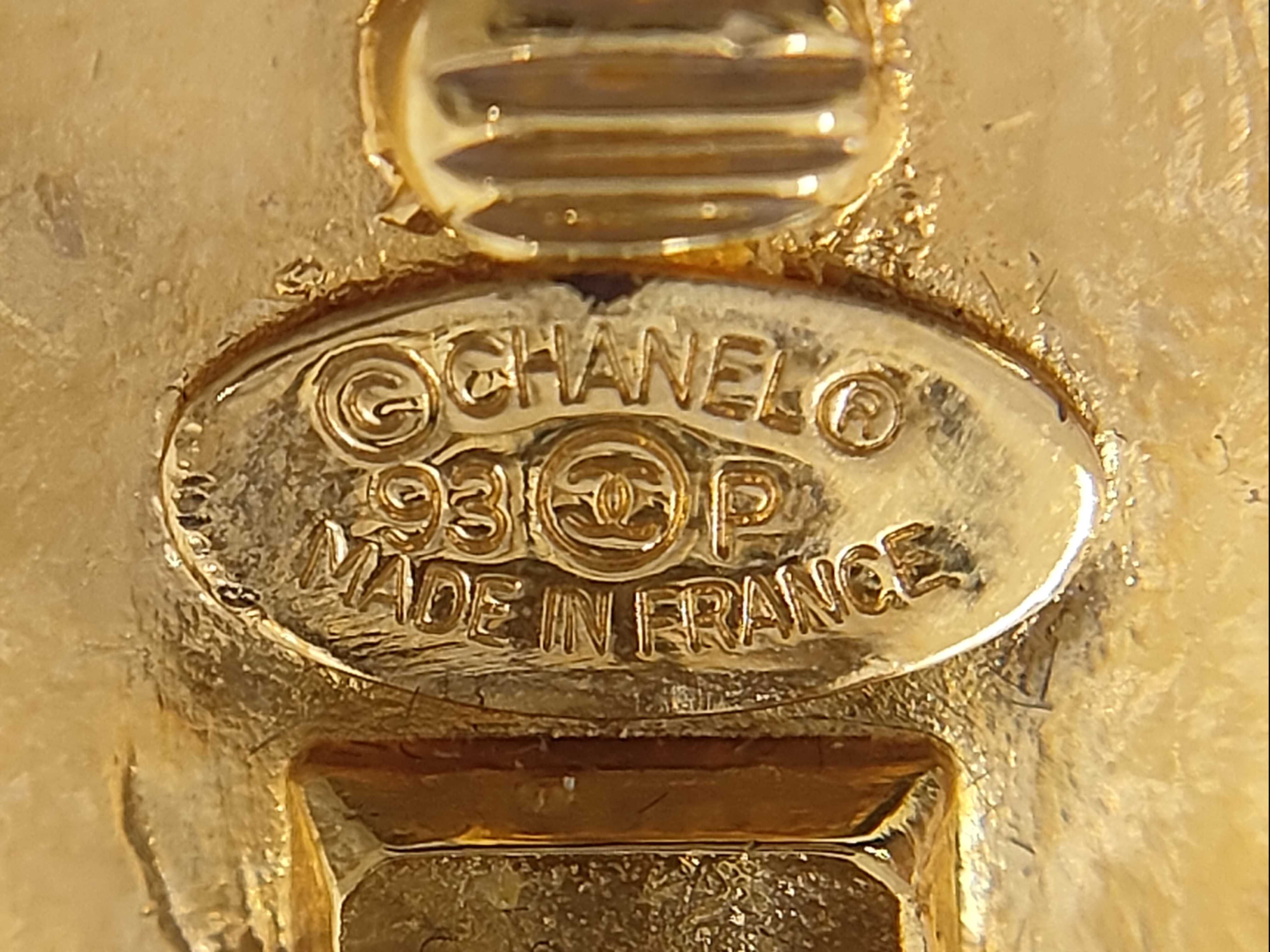 Chain Circle Coco Black x Gold Yg Earrings — view 5