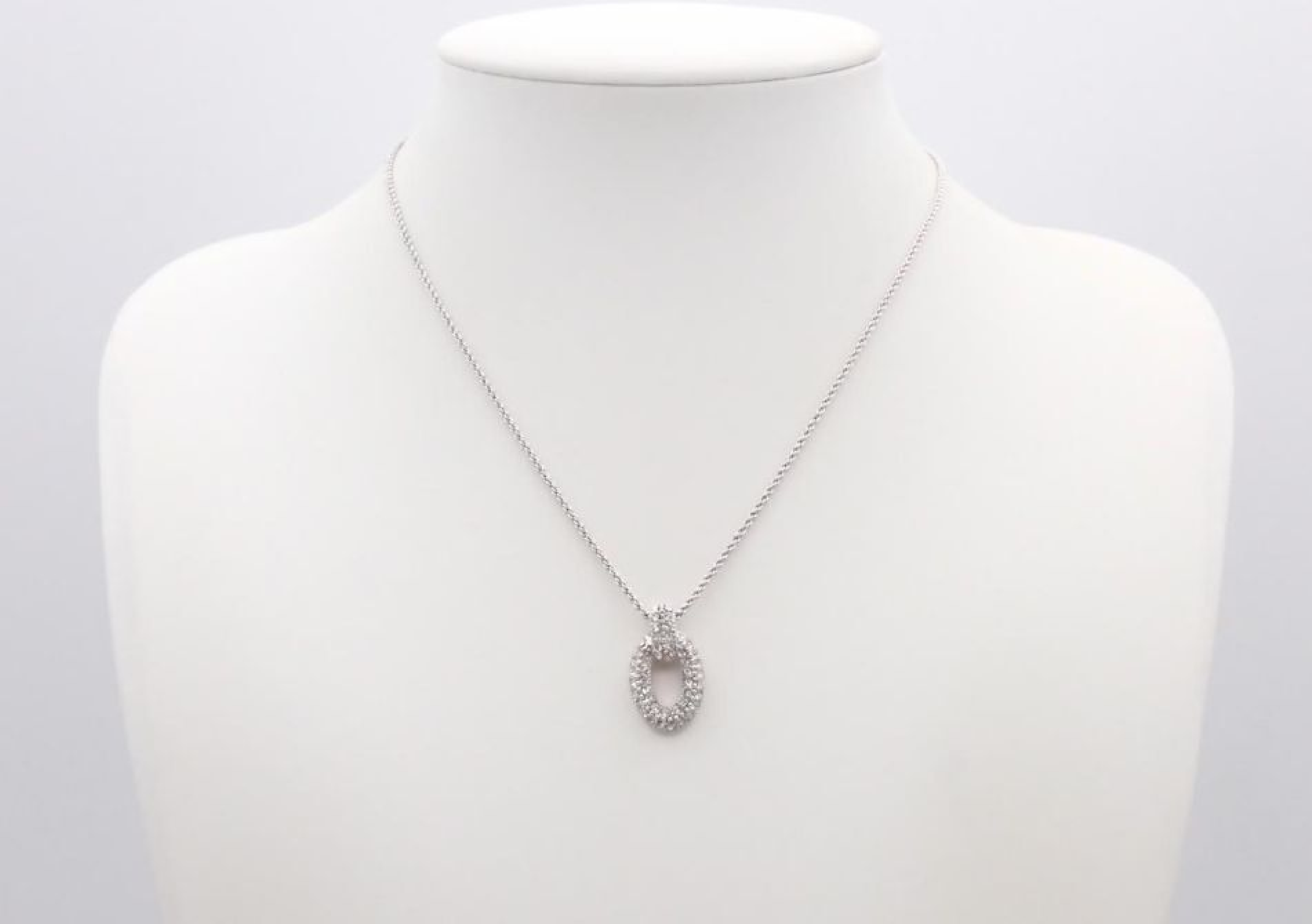 necklace pendant, chain approximately 42cm. — view 2