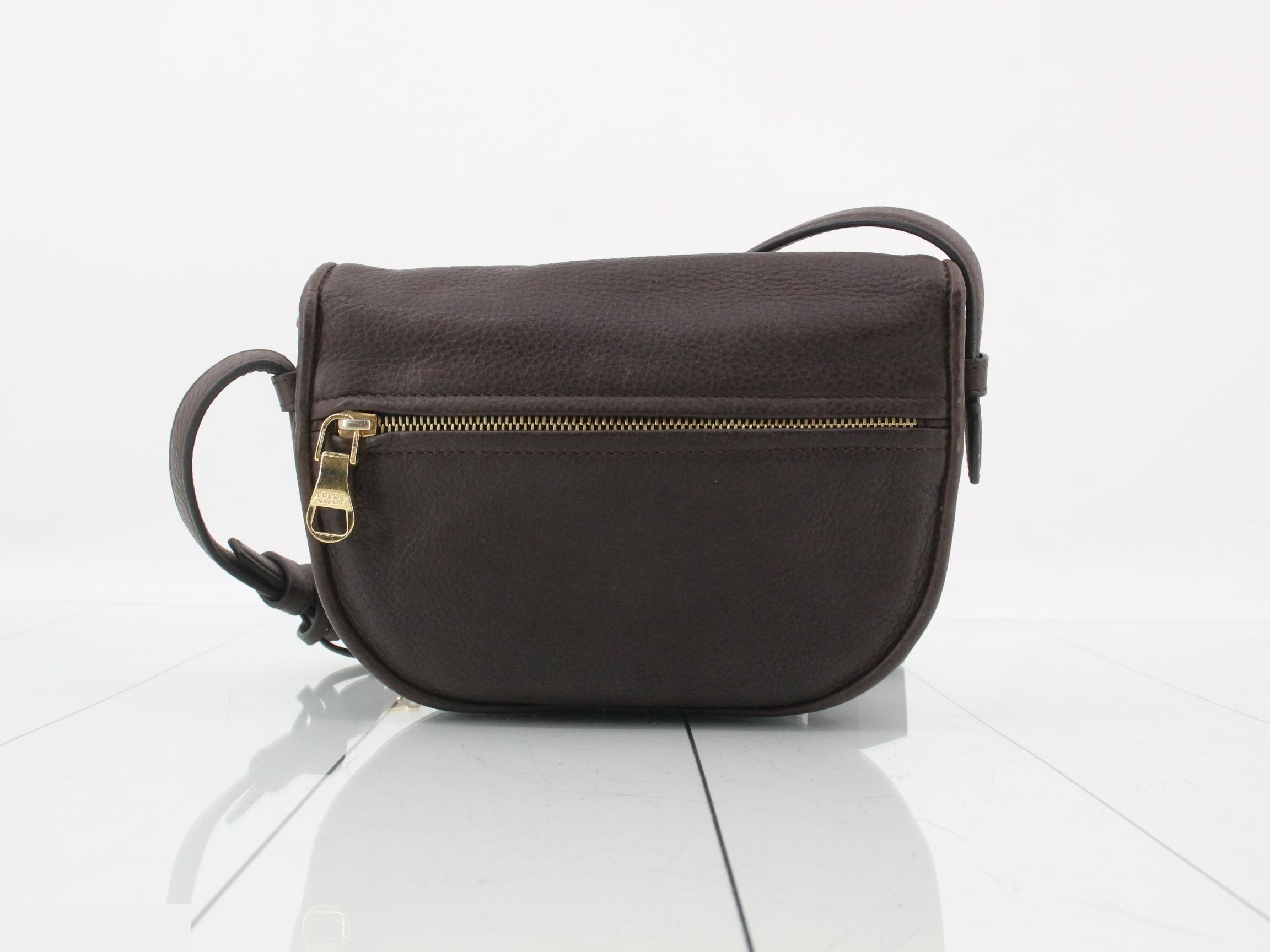 Heritage Leather Shoulder Bag — view 2