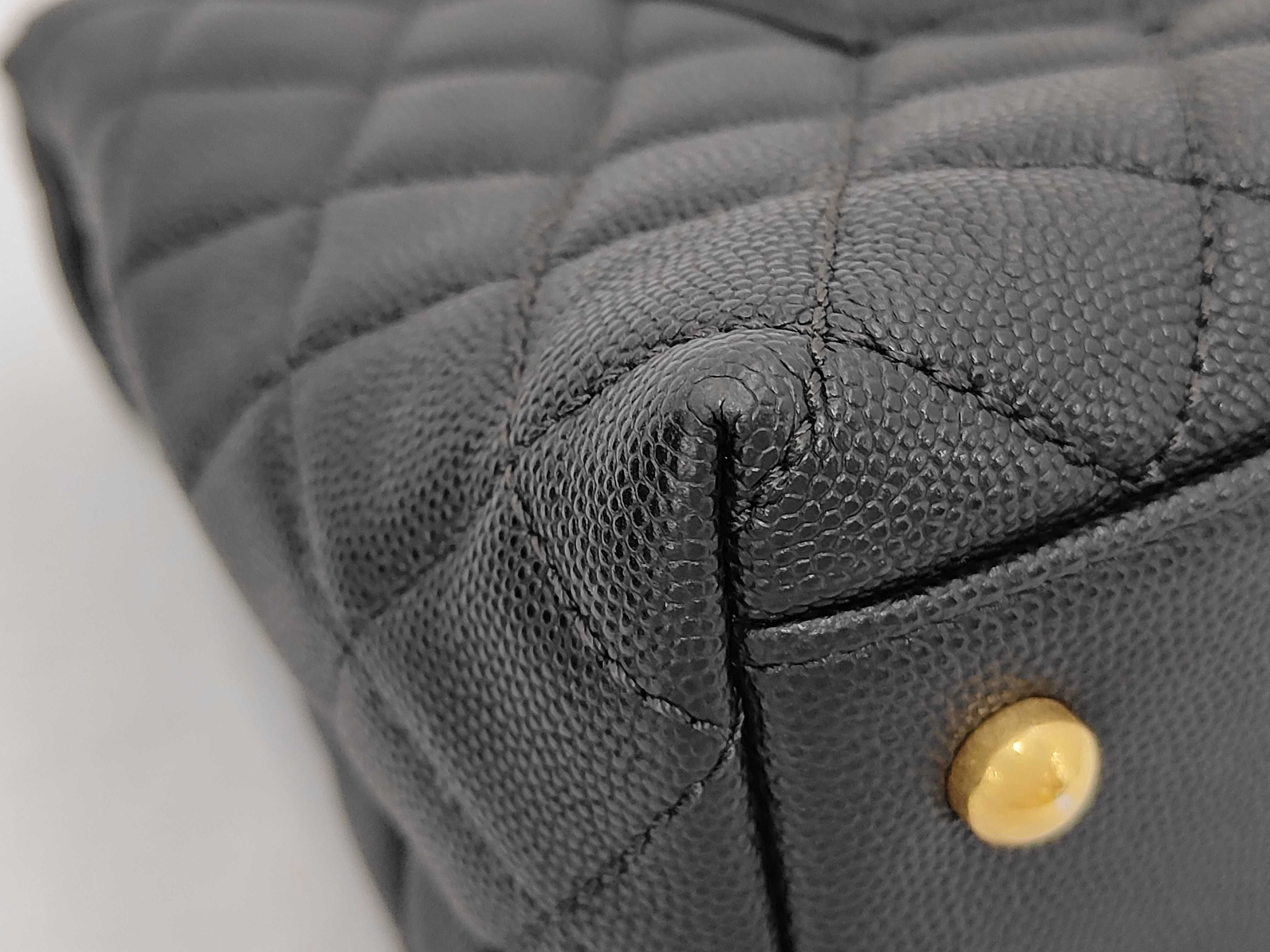 Matelassé Caviar Skin Top Handle Handbag (Serial Number 25) — view 3