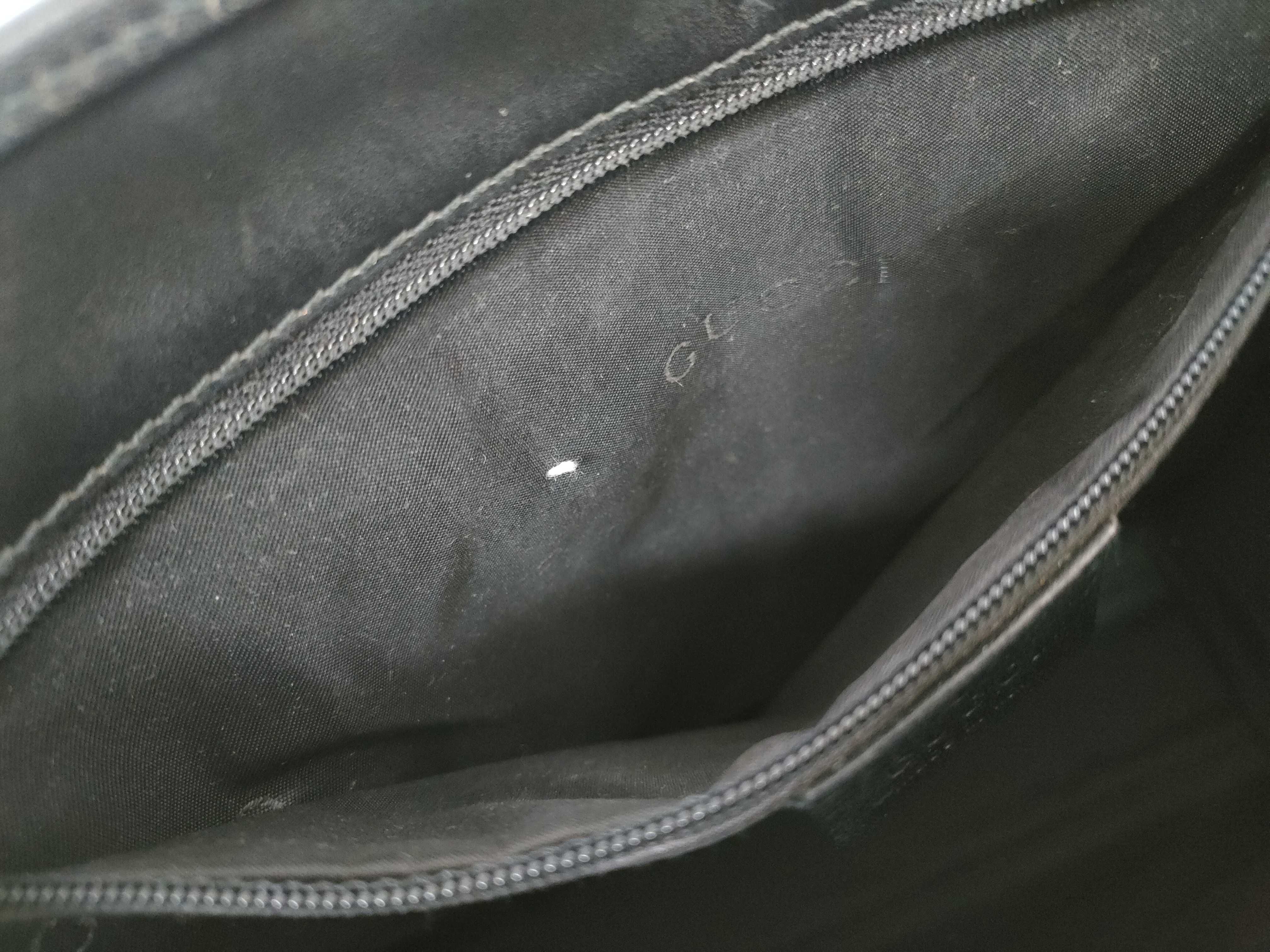 GG Canvas Gucci Shoulder Handbag — view 11
