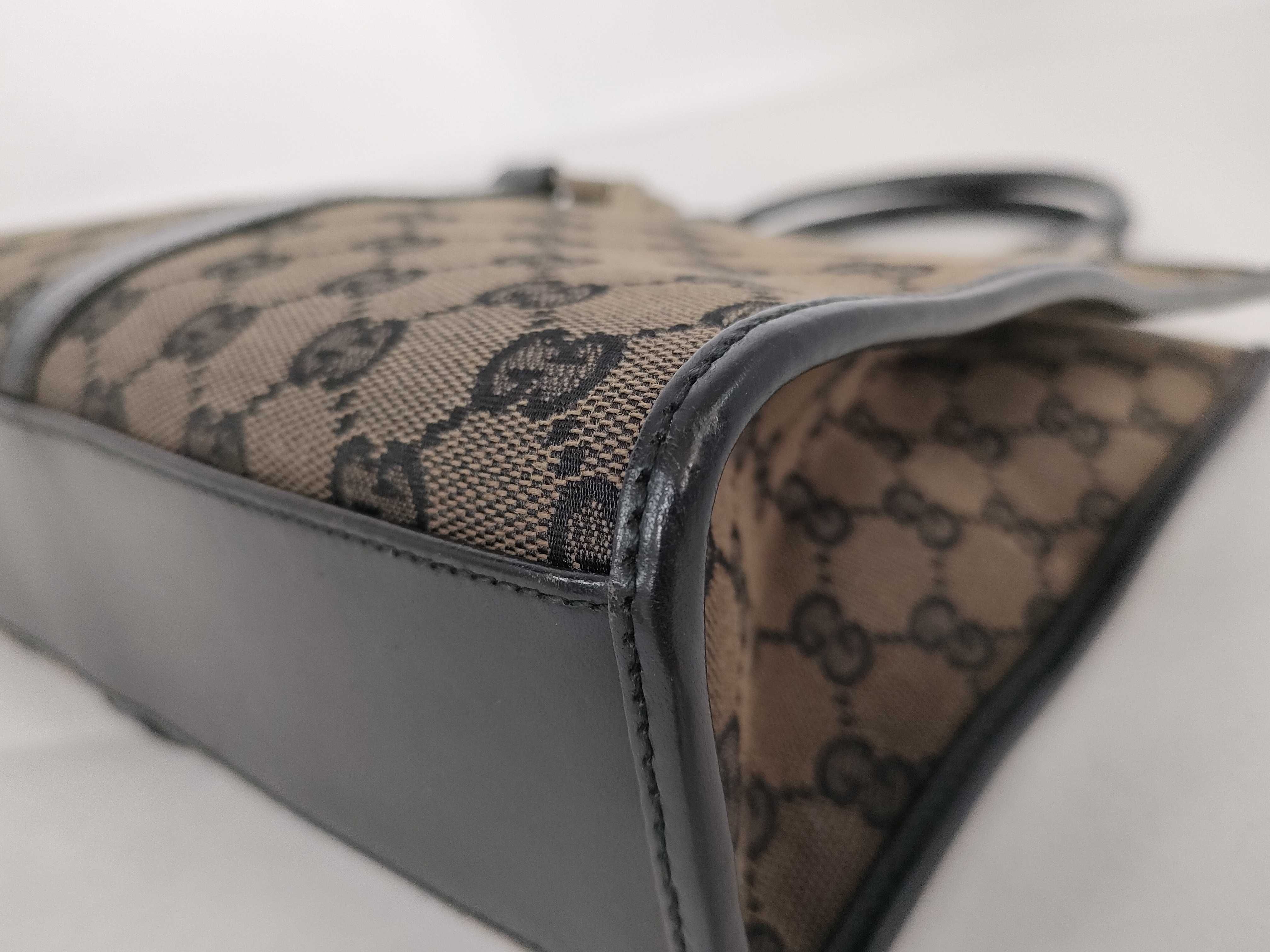 GG Canvas Gucci Shoulder Handbag — view 6