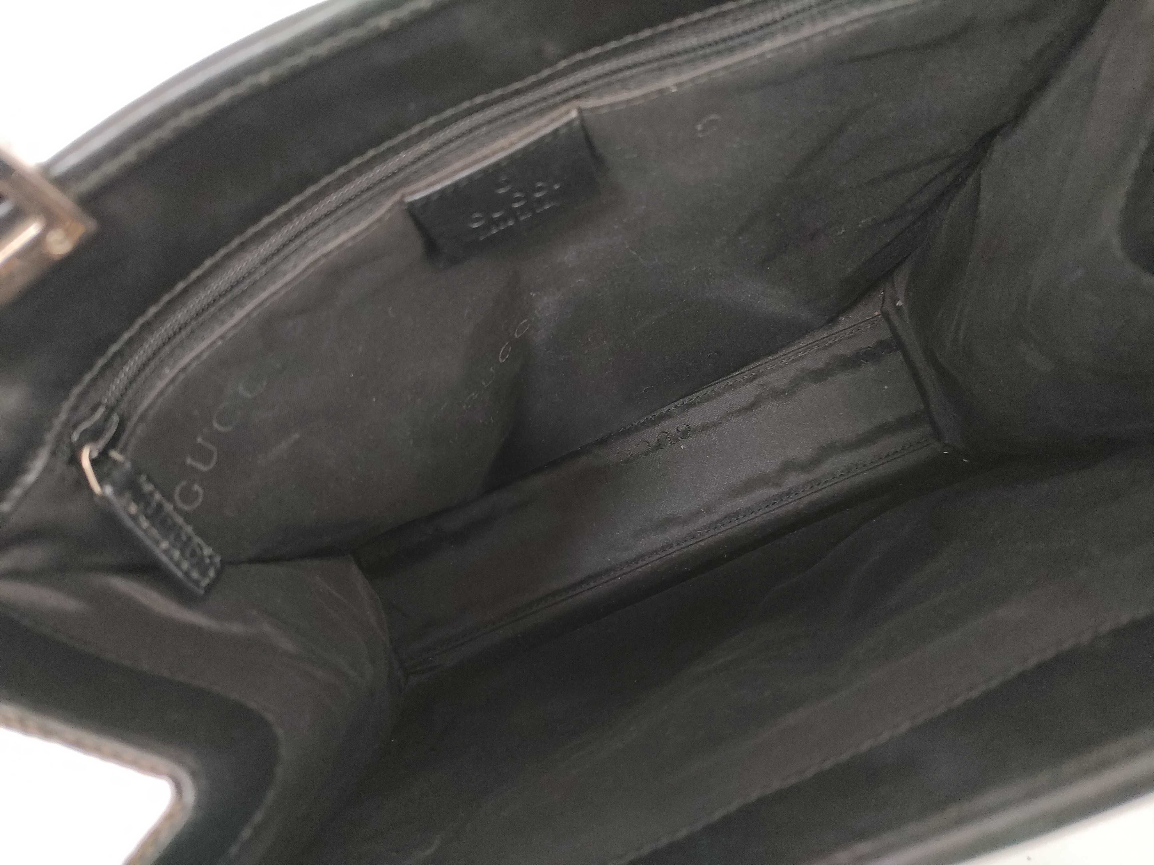 GG Canvas Gucci Shoulder Handbag — view 9