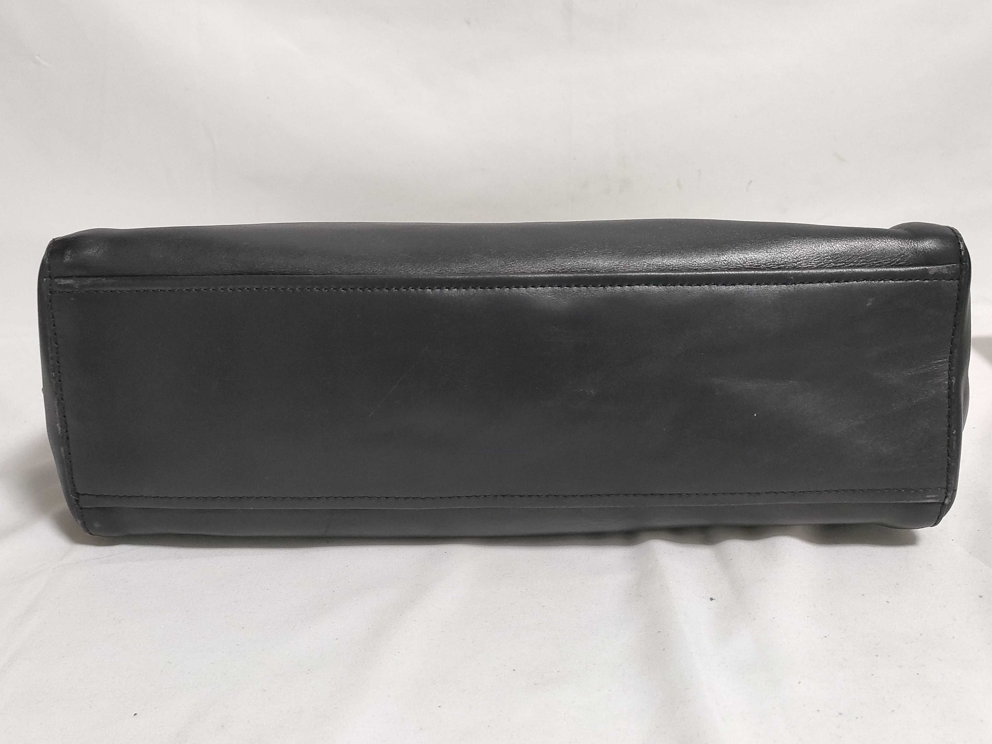 handbag — view 3