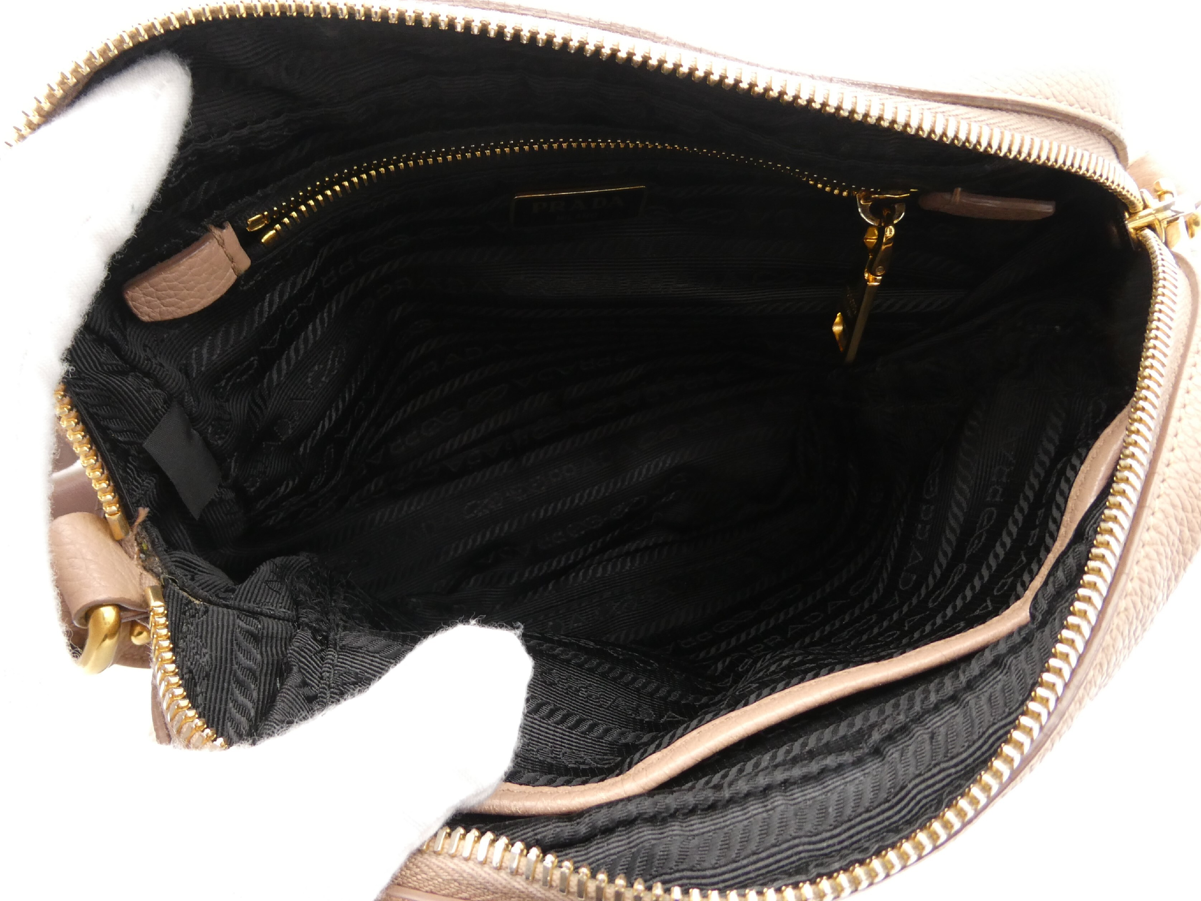 logo leather shoulder bag — view 7