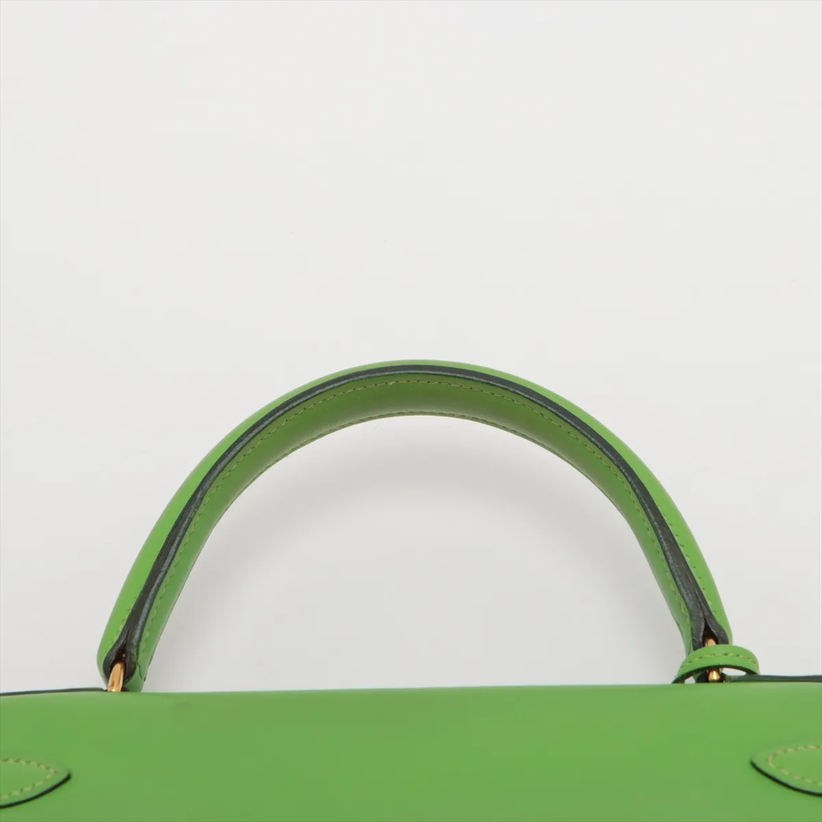 [Individually packaged] Hermes Kelly 28 Retourne Veau Gulliver Apple Green Gold Hardware A: 1997 — view 6
