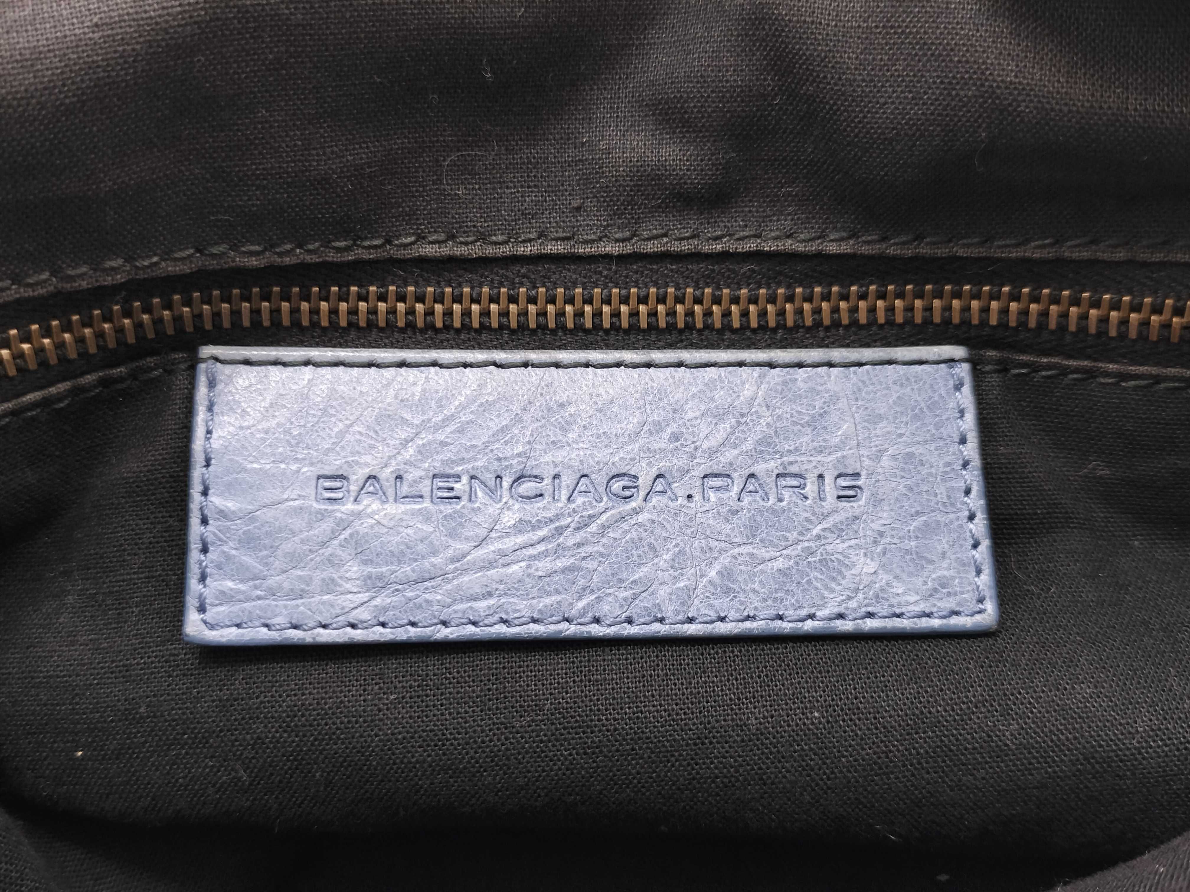Classic Velo 2-Way Handbag — view 15