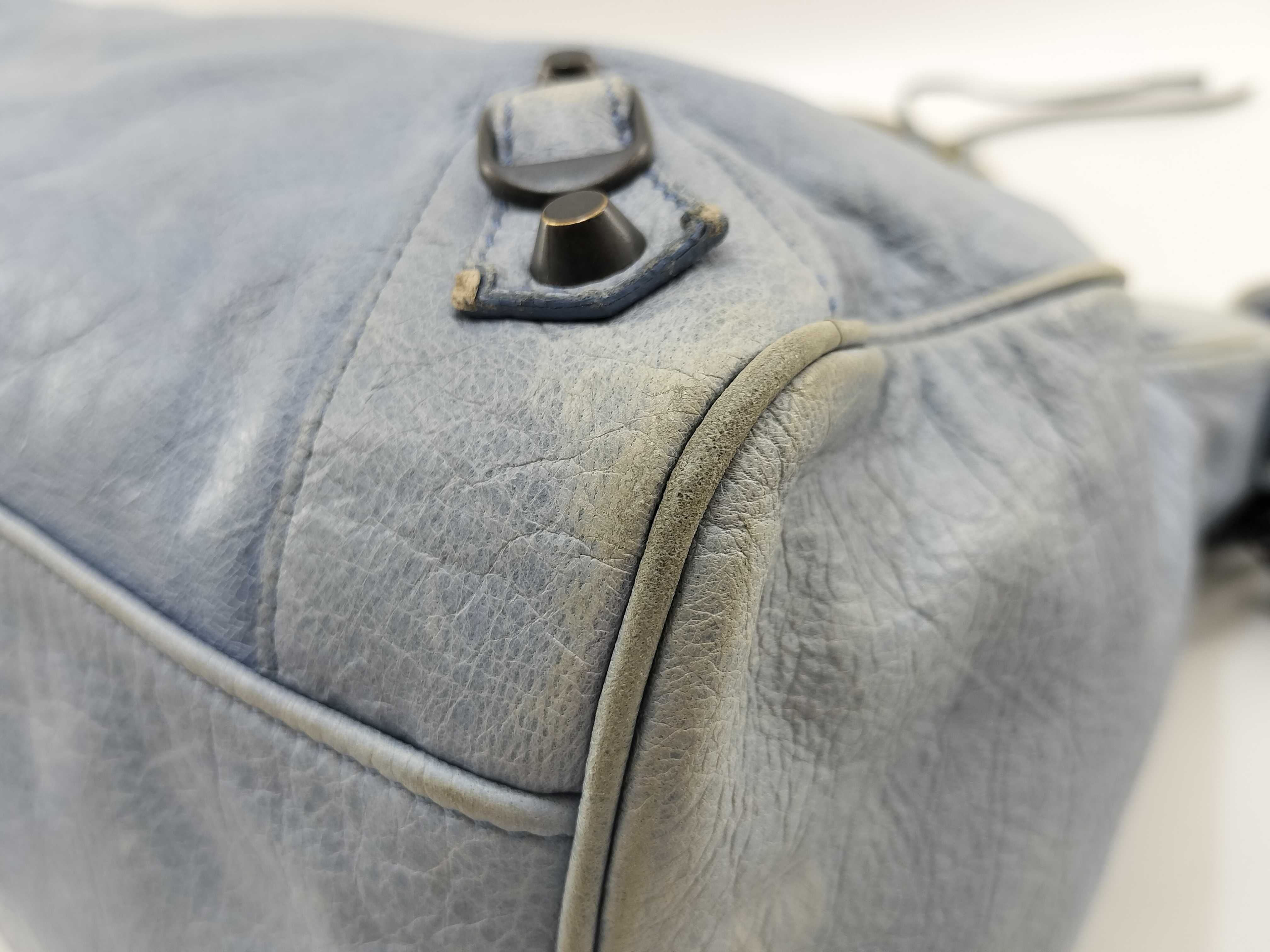 Classic Velo 2-Way Handbag — view 4