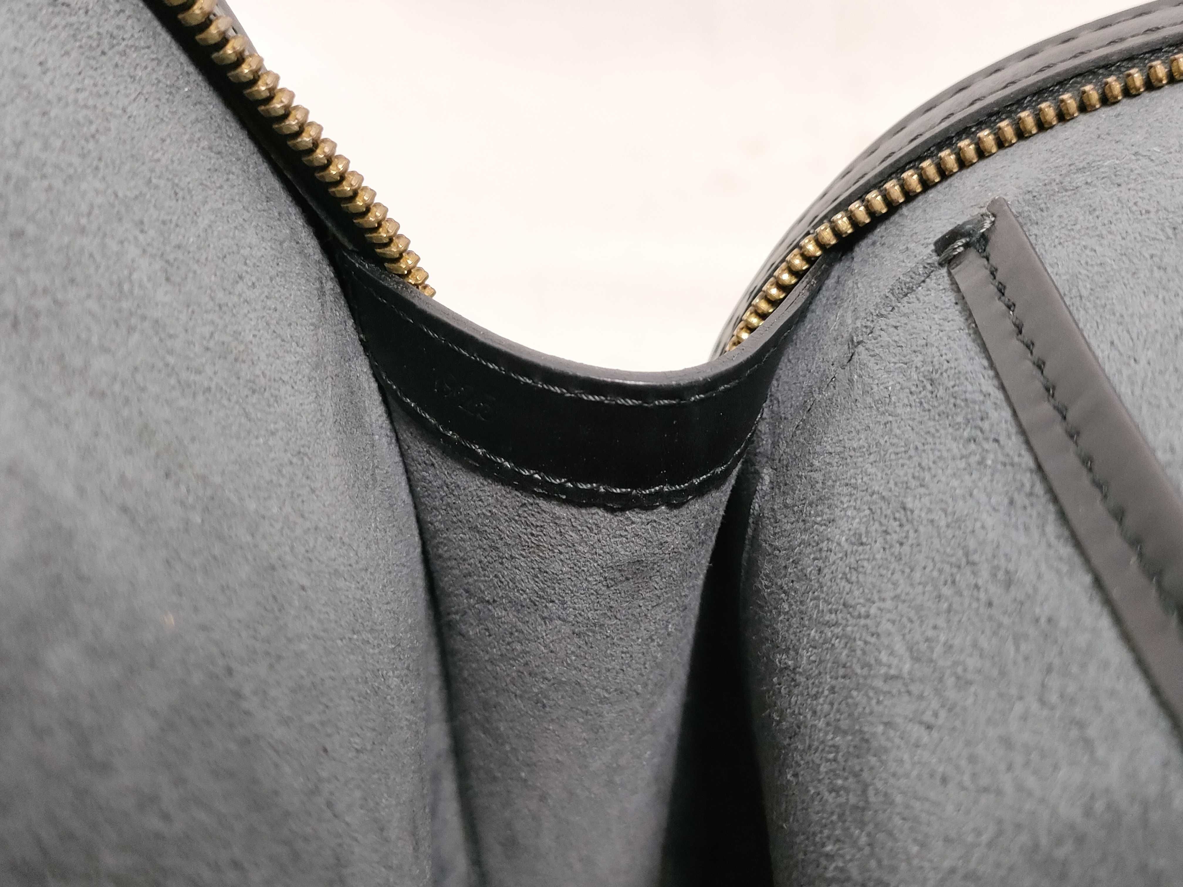 Epi Lussac Tote Bag — view 9